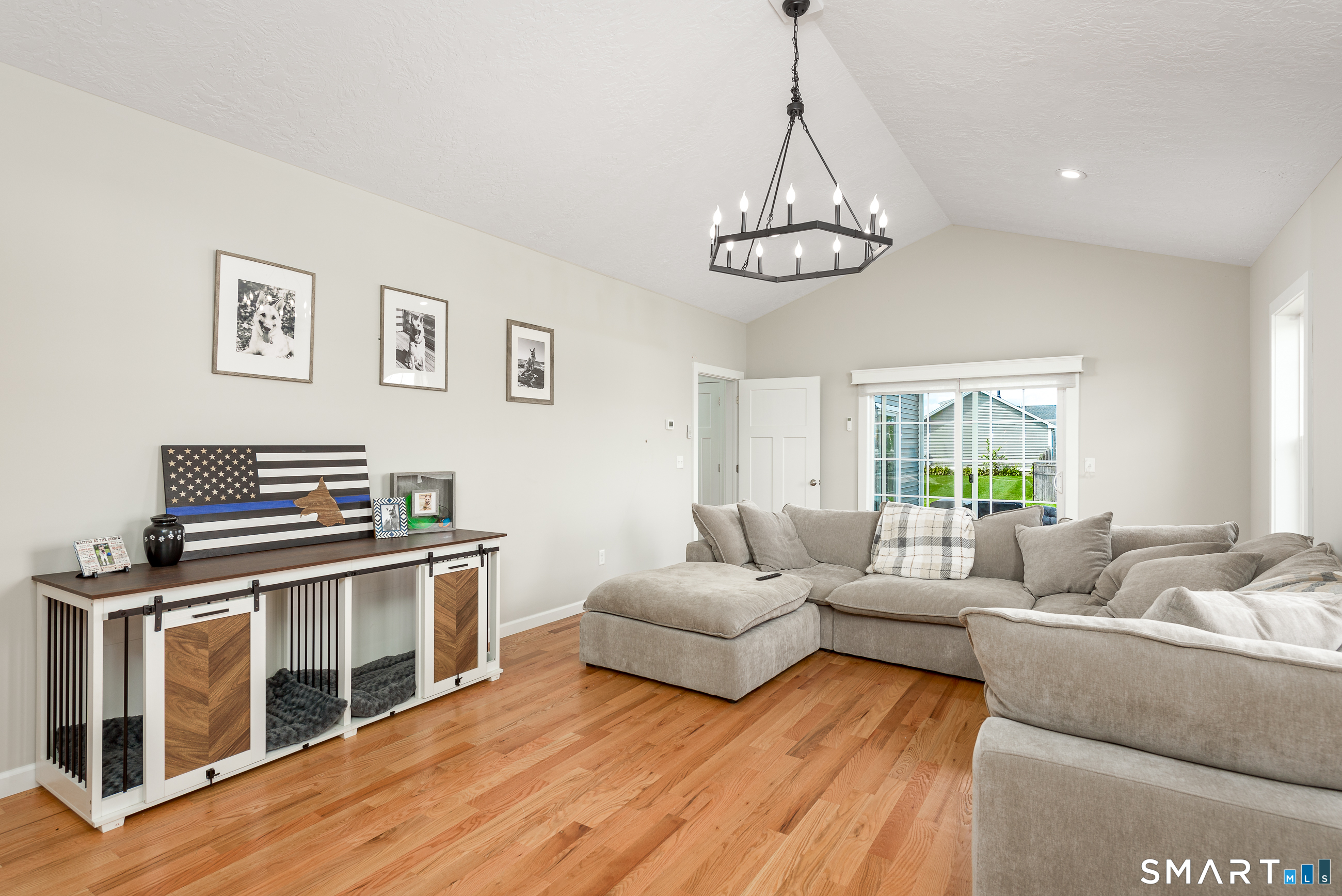 71 Middle Road photo 19