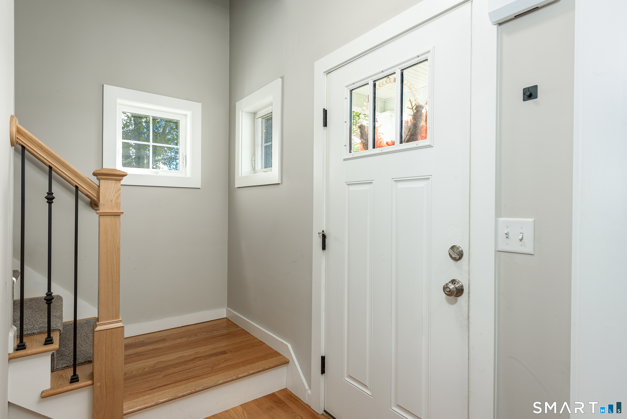 Photo 4 of Single family home for sale at 71 Middle Rd, Broad Brook, CT 06016 | MLS# 24209798 | Listing updated on 2026-10-03