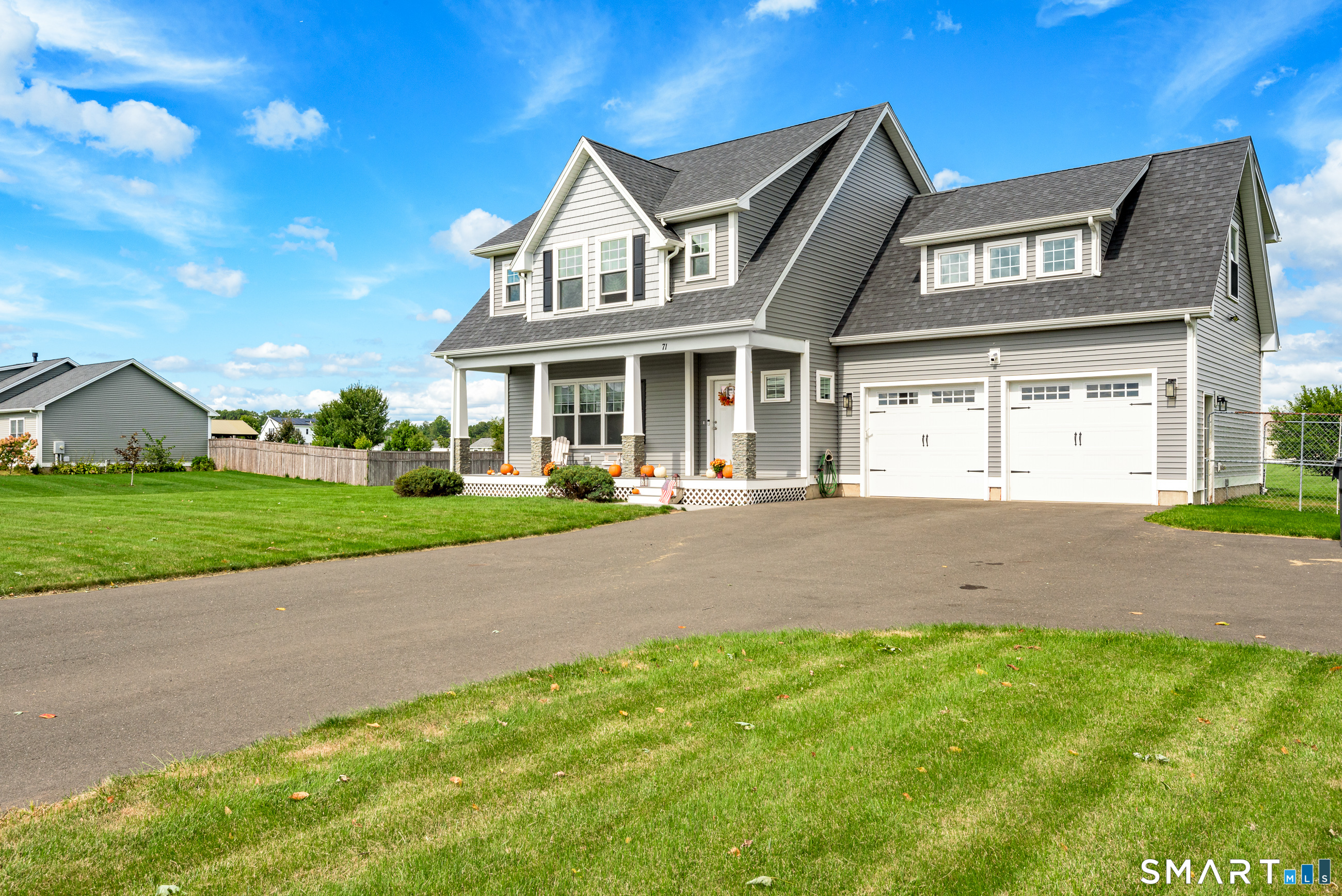 Photo 2 of Single family home for sale at 71 Middle Rd, Broad Brook, CT 06016 | MLS# 24209798 | Listing updated on 2026-10-03