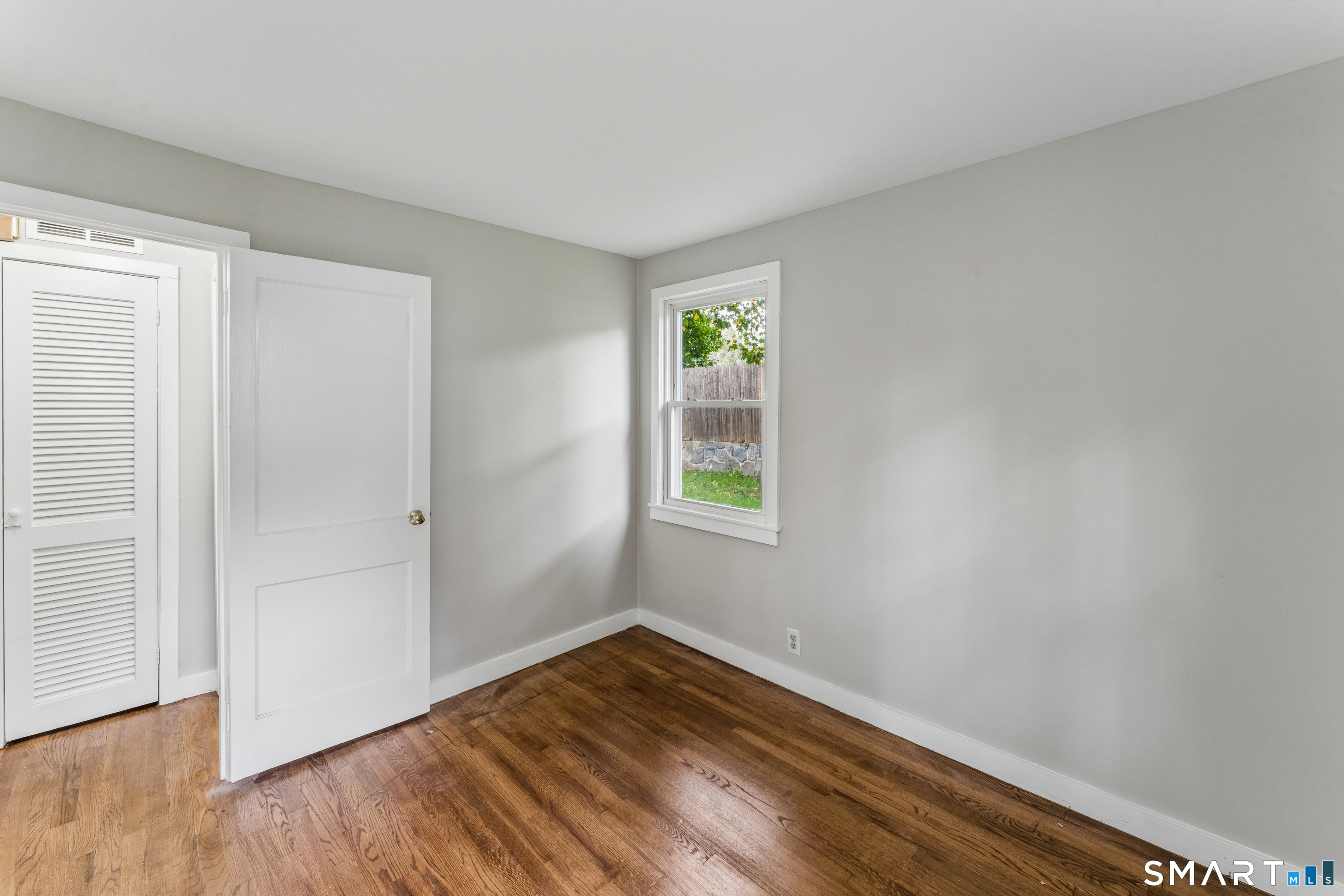 4 Elgin Avenue photo 19