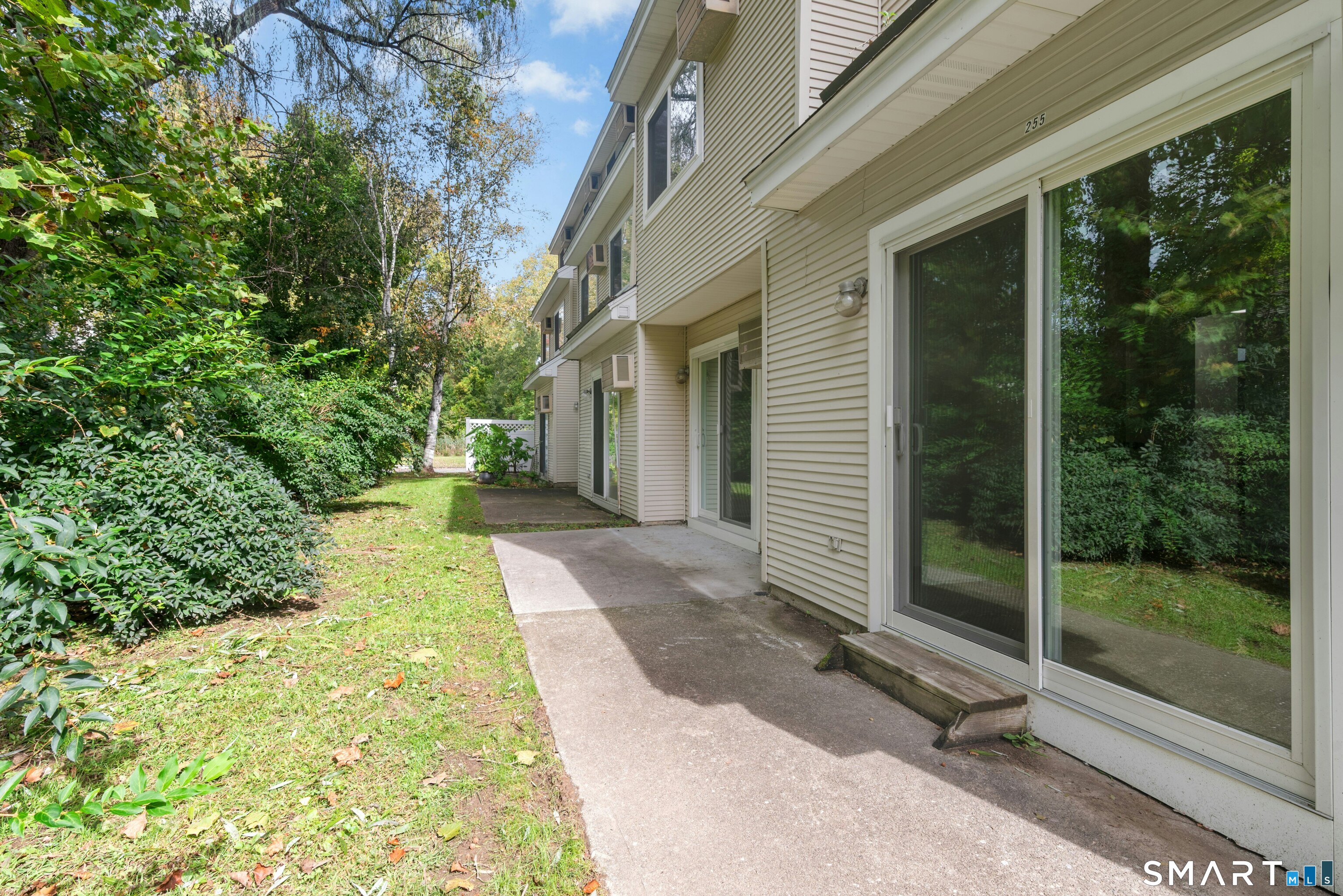 255 Willow, Unit 255 photo 24