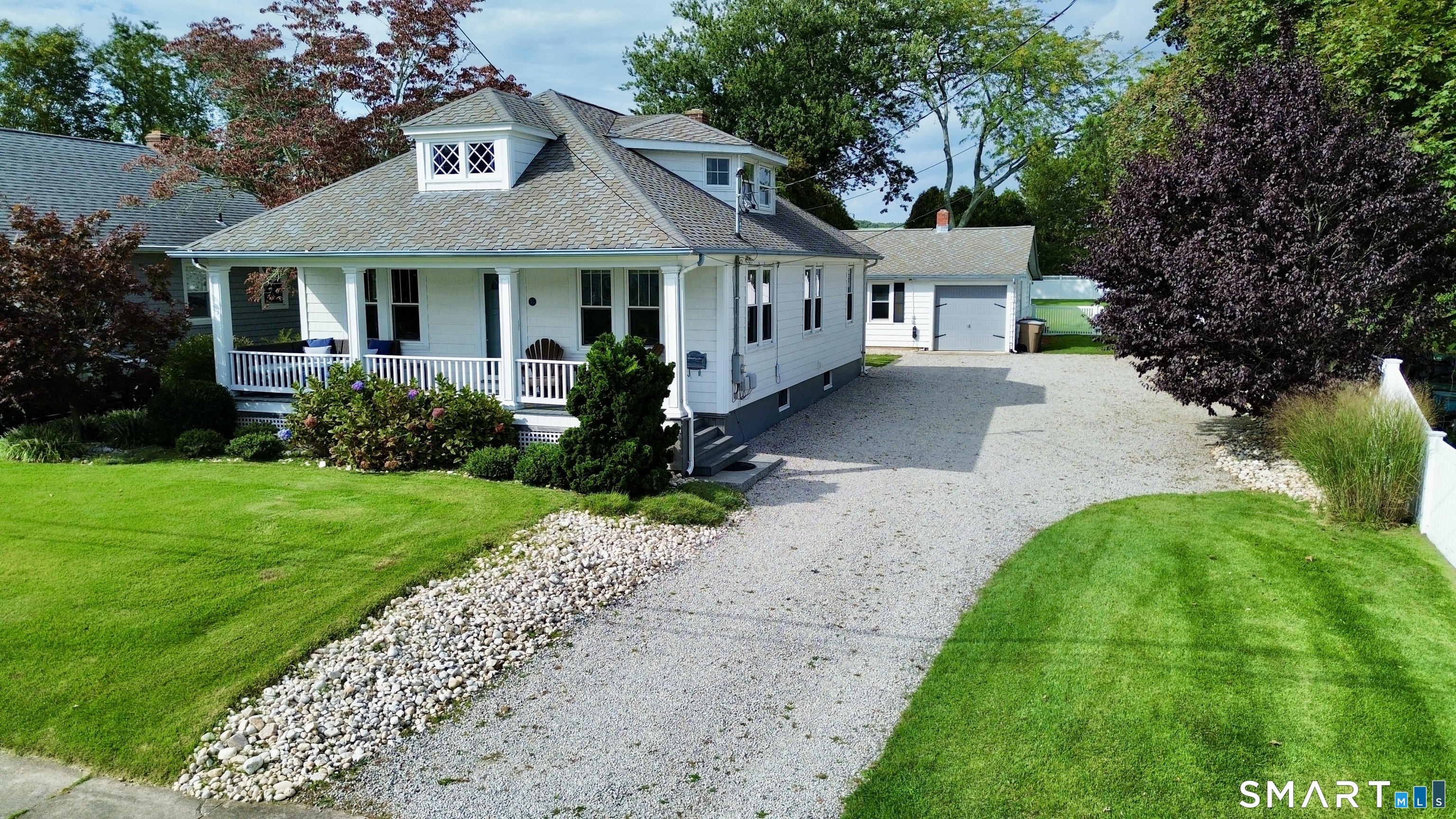 Photo 2 of Single family home for sale at 72 Smith St, Niantic, CT 06357 | MLS# 24210154 | Listing updated on 2026-10-07