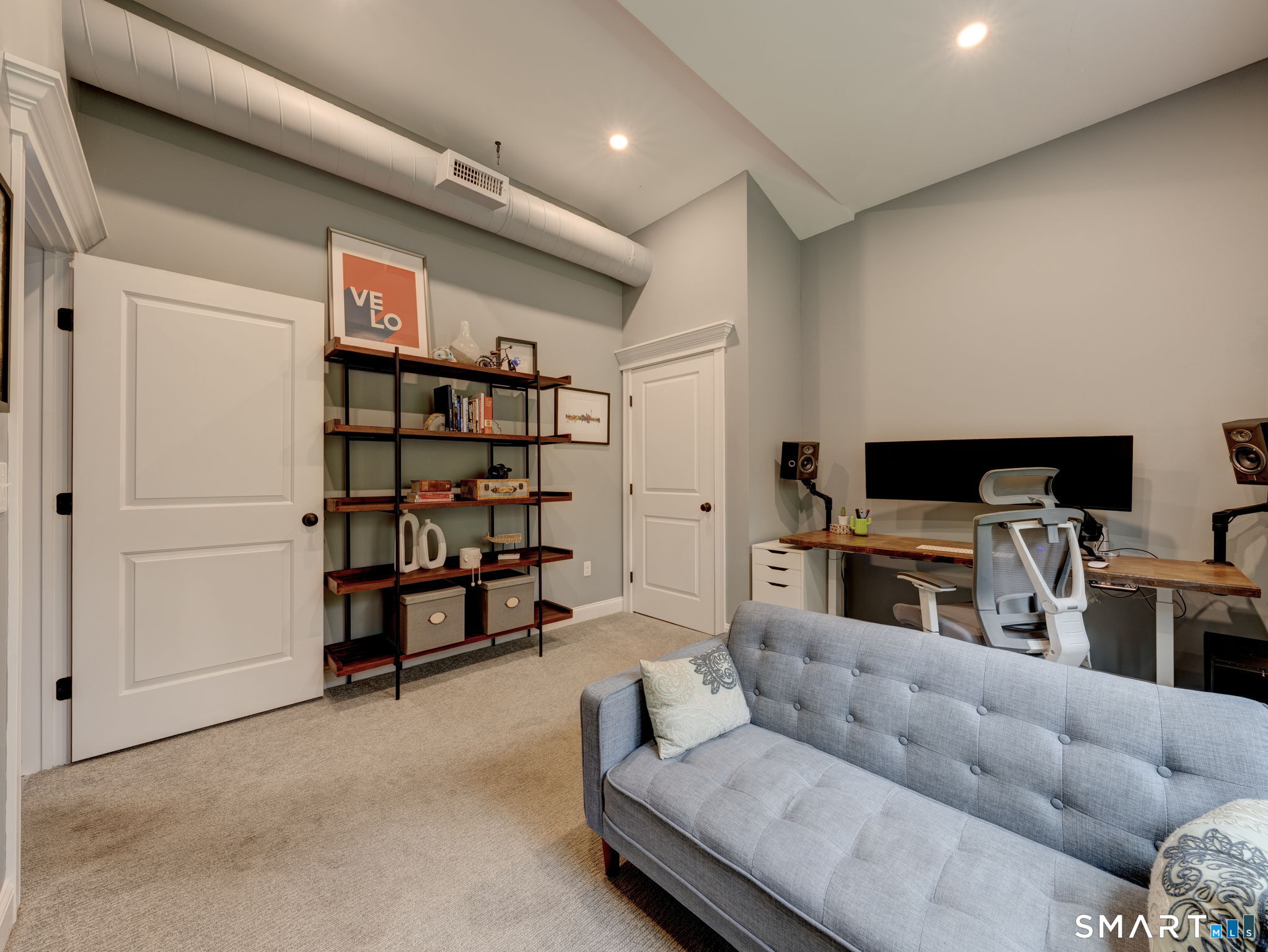 111 Woodfield Crossing photo 12
