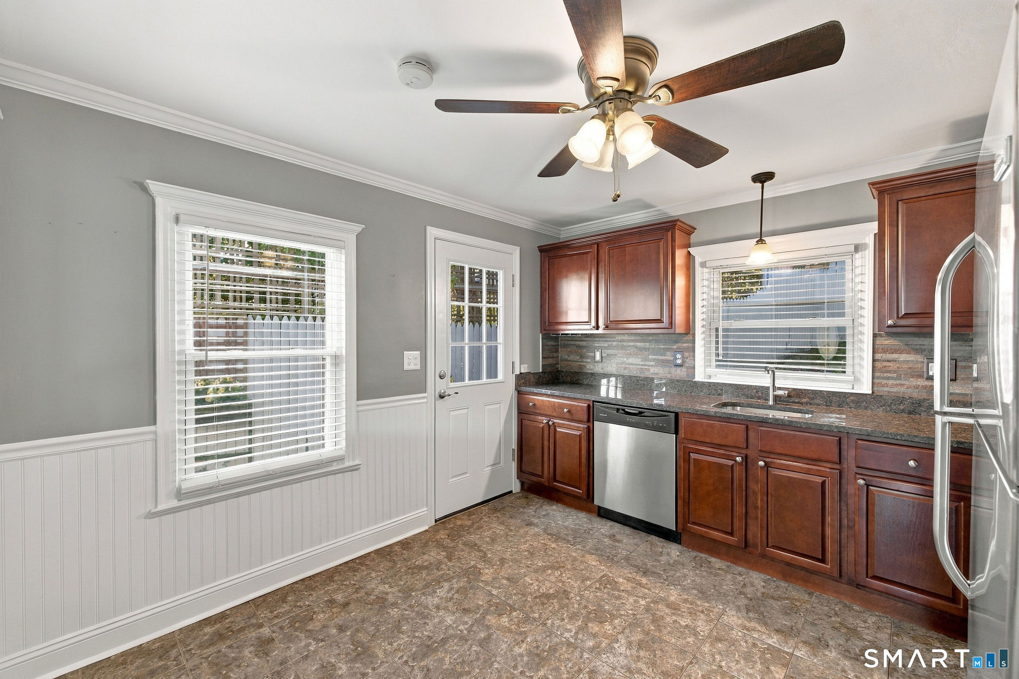 15 Ashland Avenue photo 11