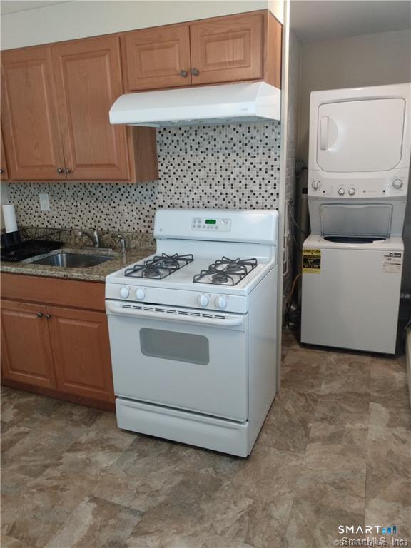 7 Pioneer Court photo 4