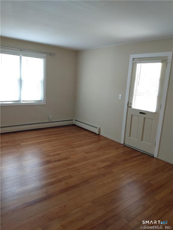 7 Pioneer Court photo 2