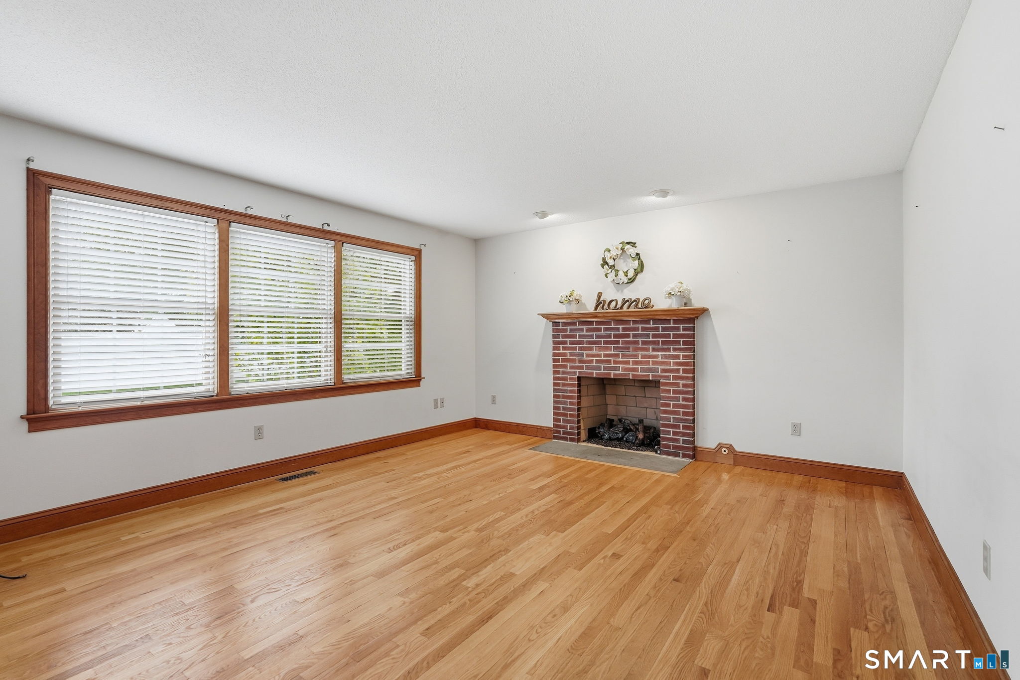 230 Lexington Road, Addison, Glastonbury, CT 06033