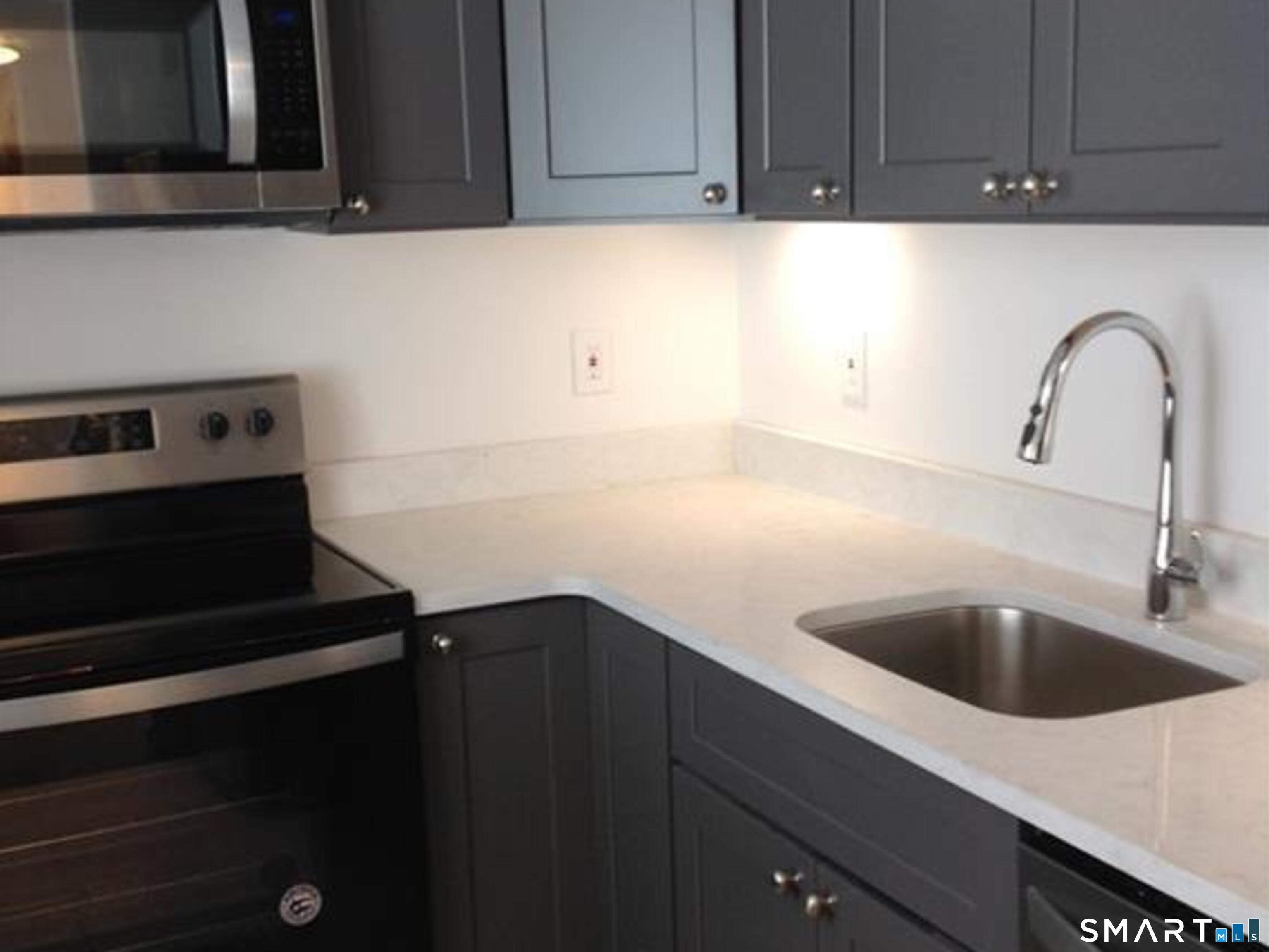 664 Main Avenue, Norwalk, Connecticut photo 2