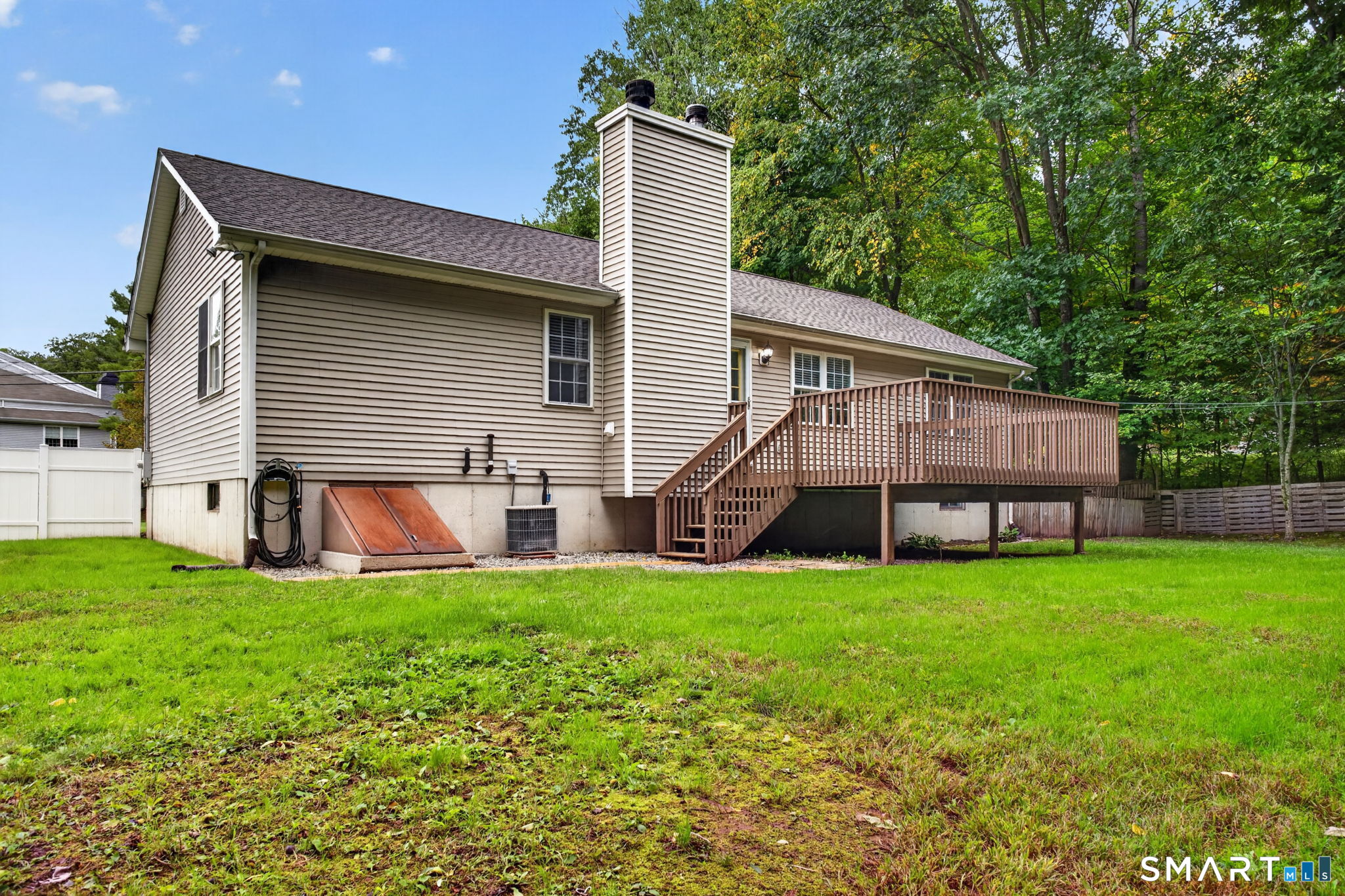 1137 Ridgewood Road, Middletown, CT 06457