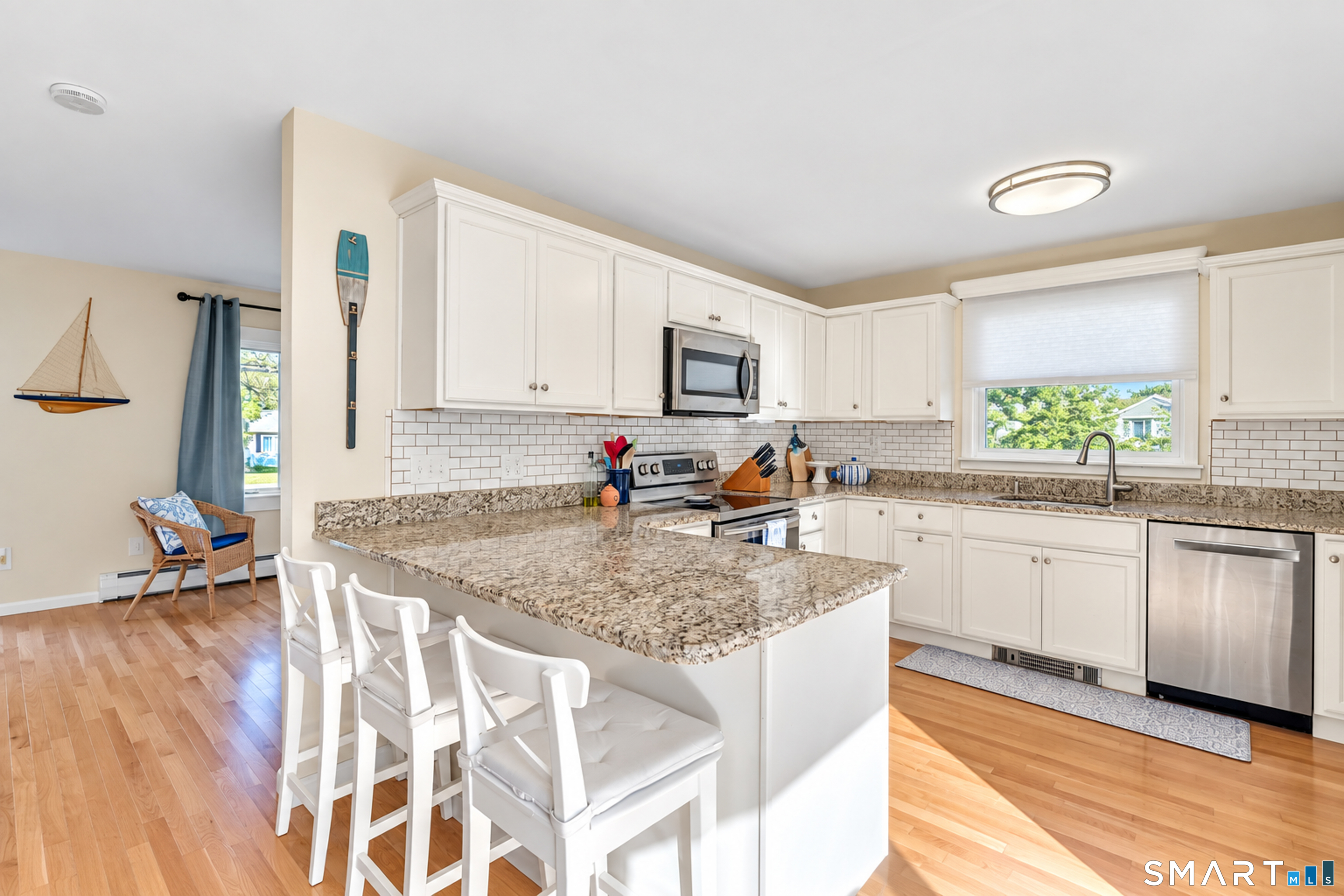 686 Groton Long Point Road, Noank, Groton, CT 06340