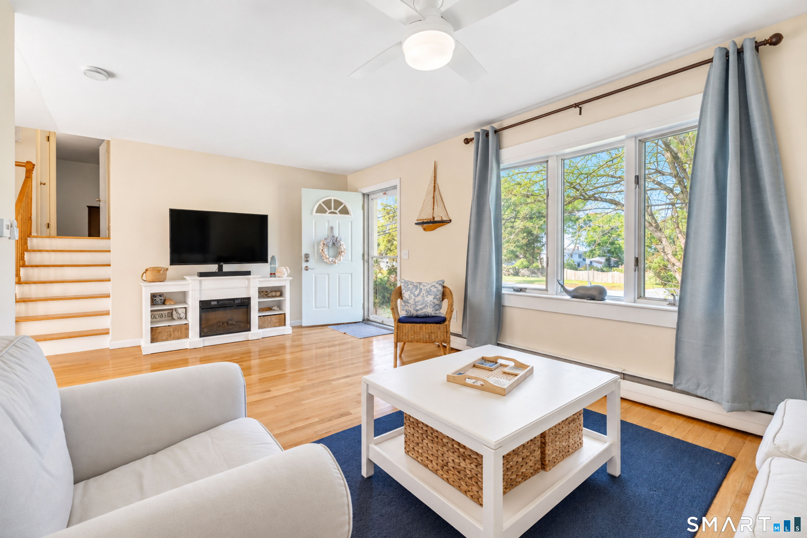 686 Groton Long Point Road, Noank, Groton, CT 06340