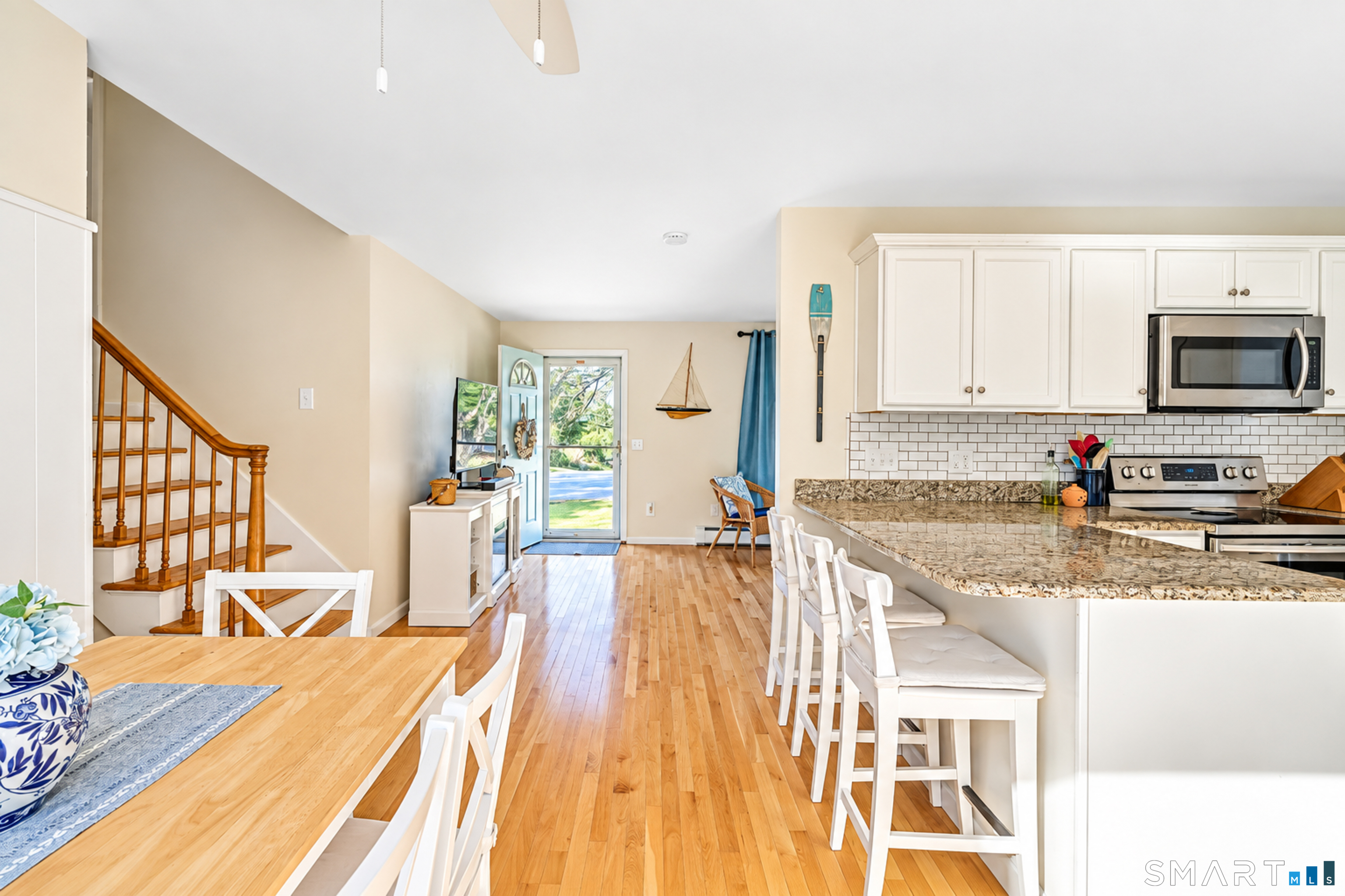 686 Groton Long Point Road, Noank, Groton, CT 06340