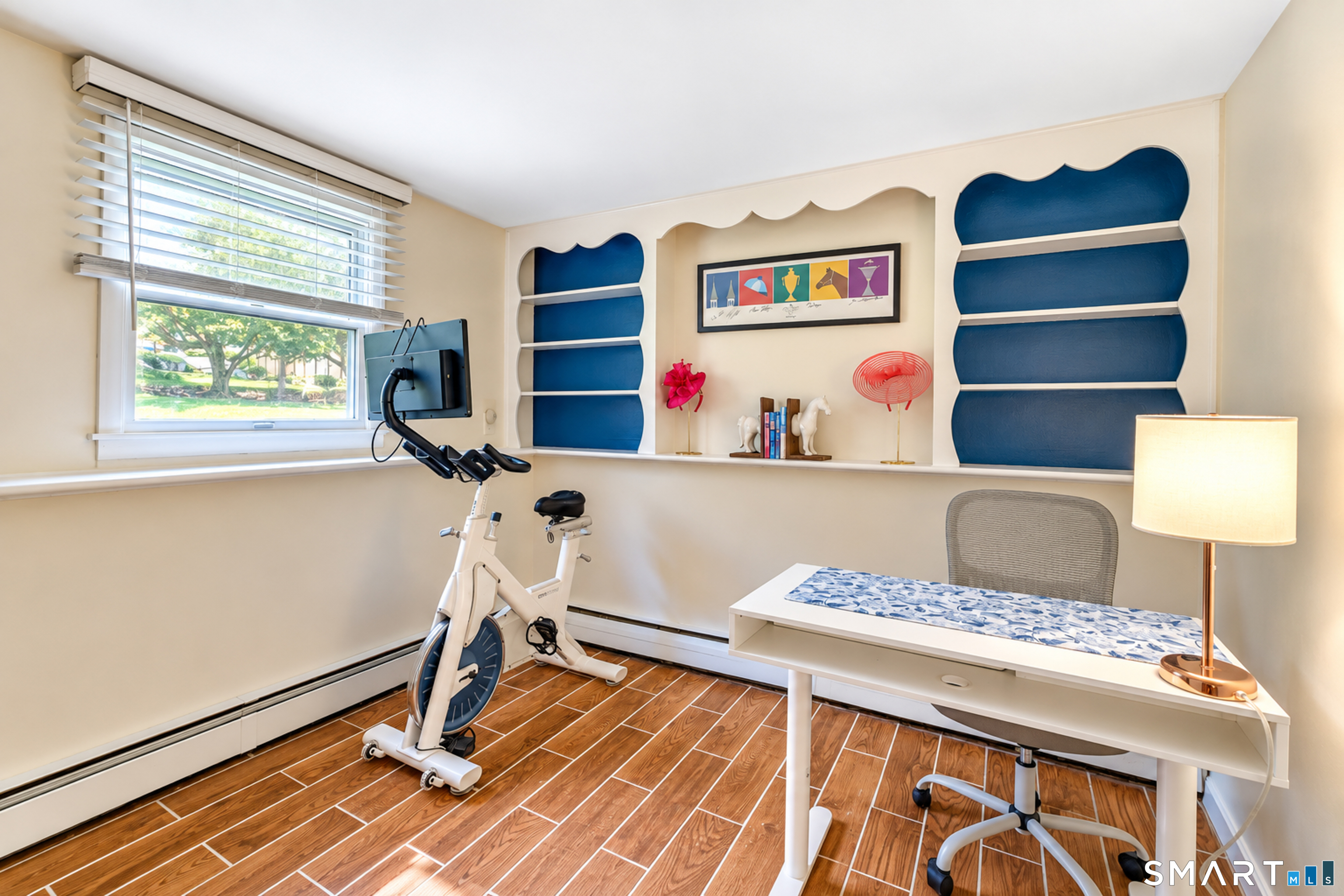 lower level bonus room