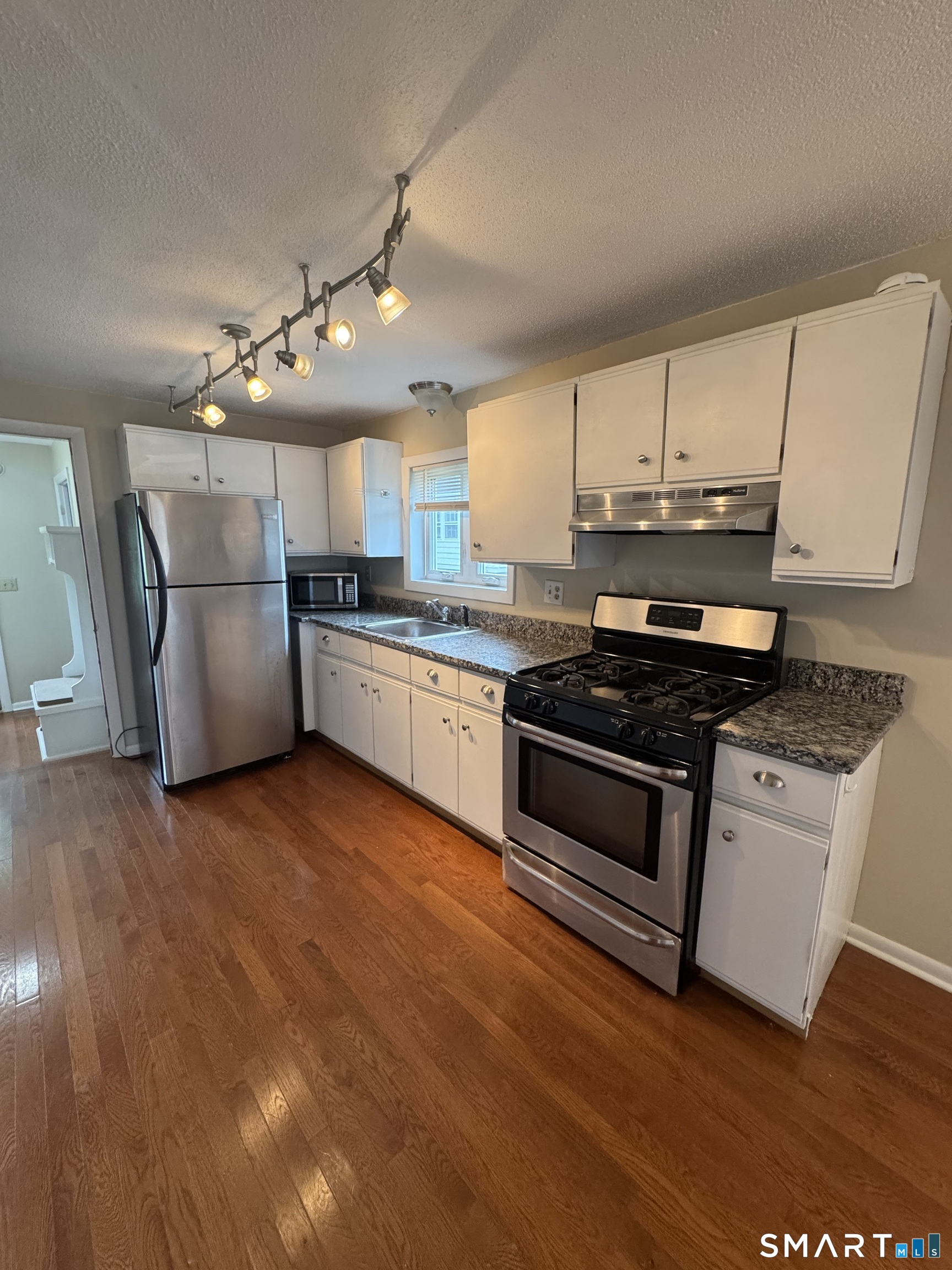 115 Whitfield Street, #1, Guilford, CT 06437