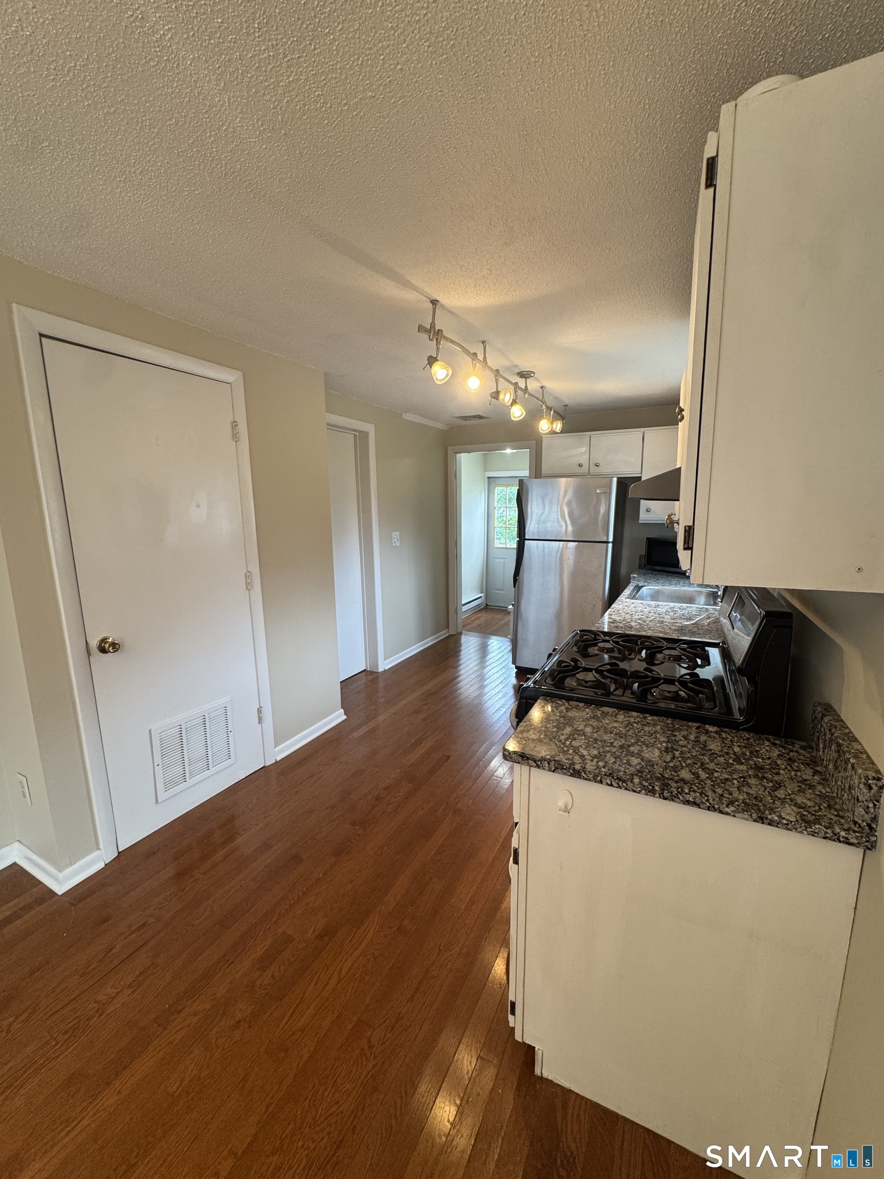 115 Whitfield Street, #1, Guilford, CT 06437