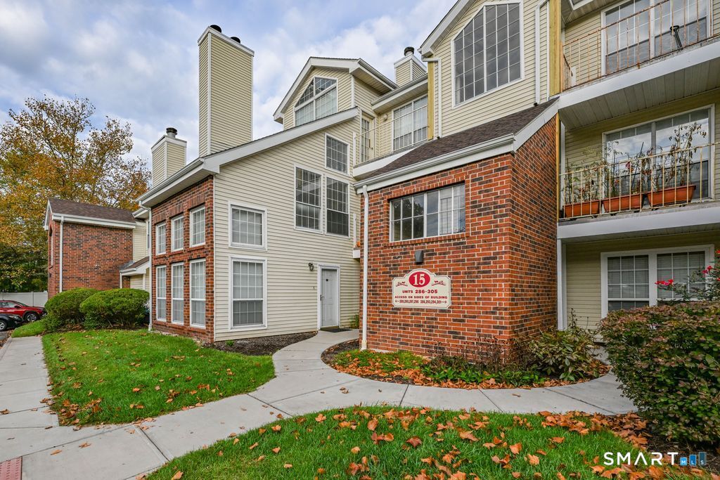 Photo 2 of Condo for sale at 296 Carriage Xing Ln #296, Middletown, CT 06457 | MLS# 24209330 | Listing updated on 2026-10-03