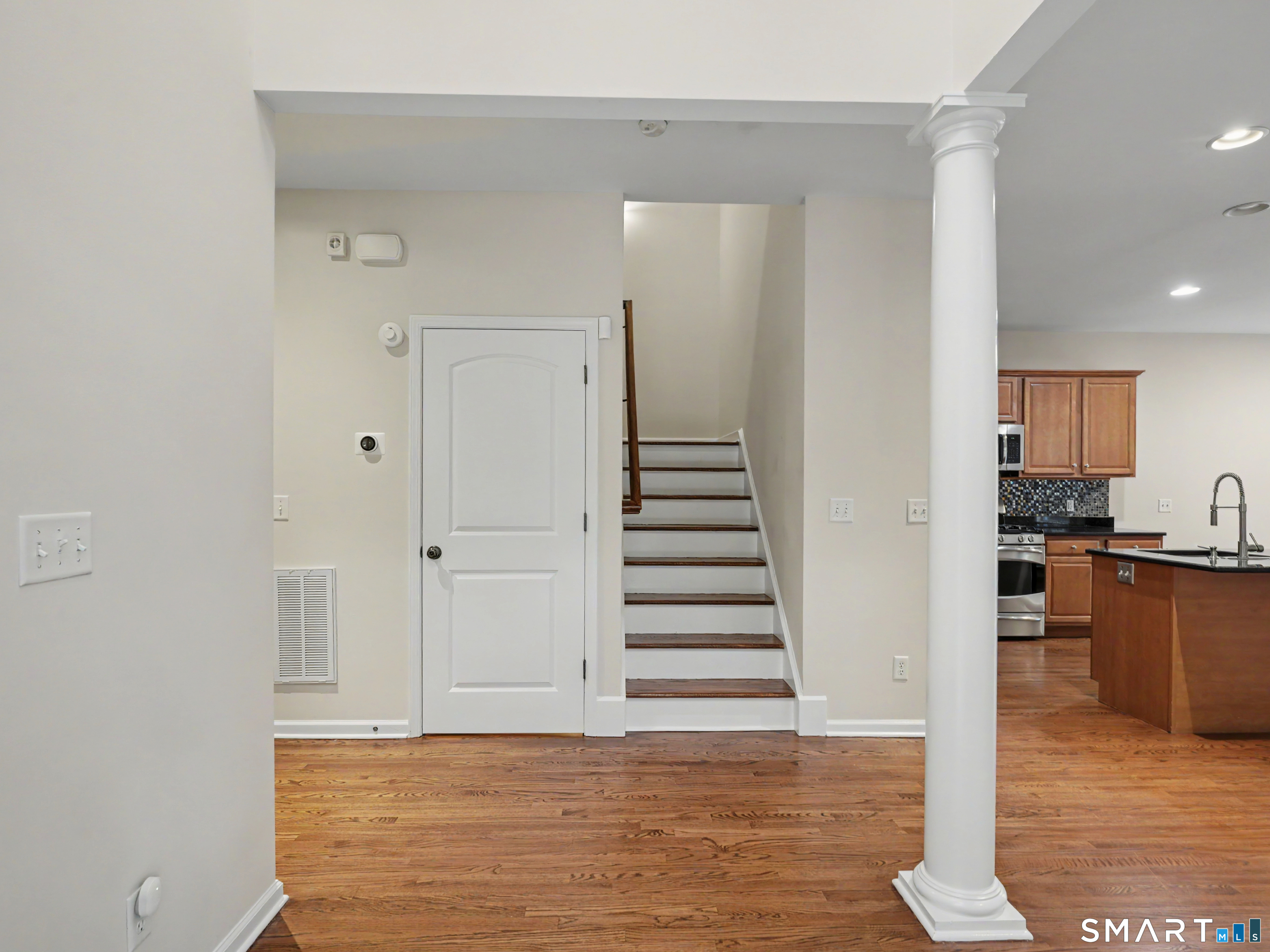 4 Bristol, Unit 4 photo 14