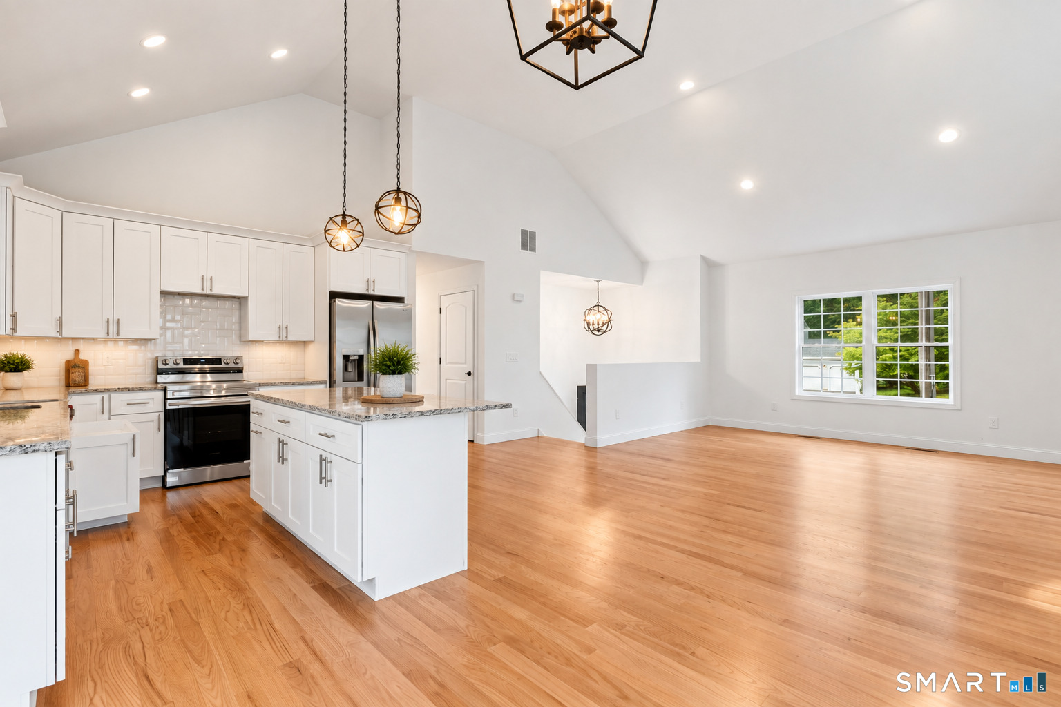 202 Pleasant View Avenue
