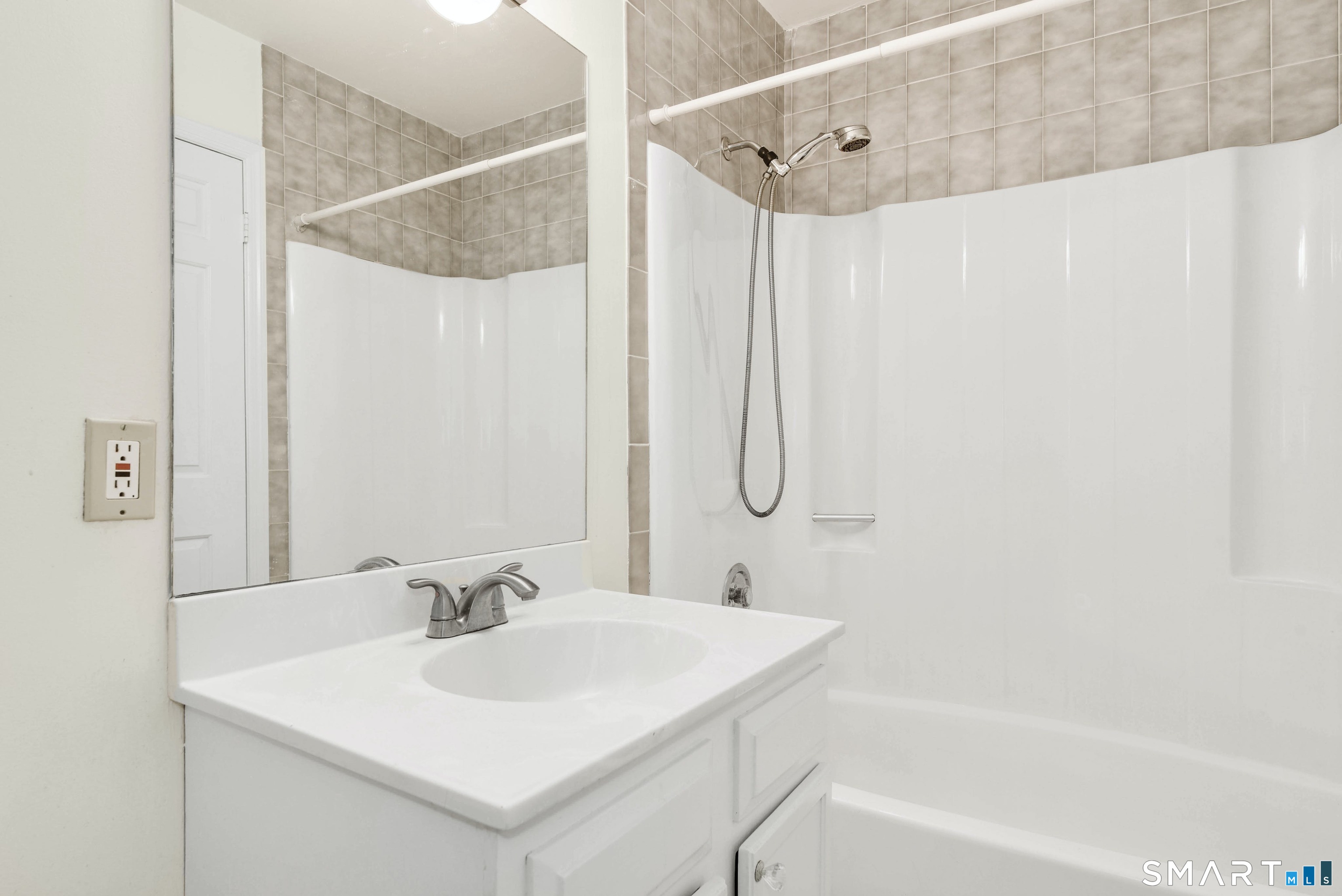22 Dora Street Unit #D photo 20