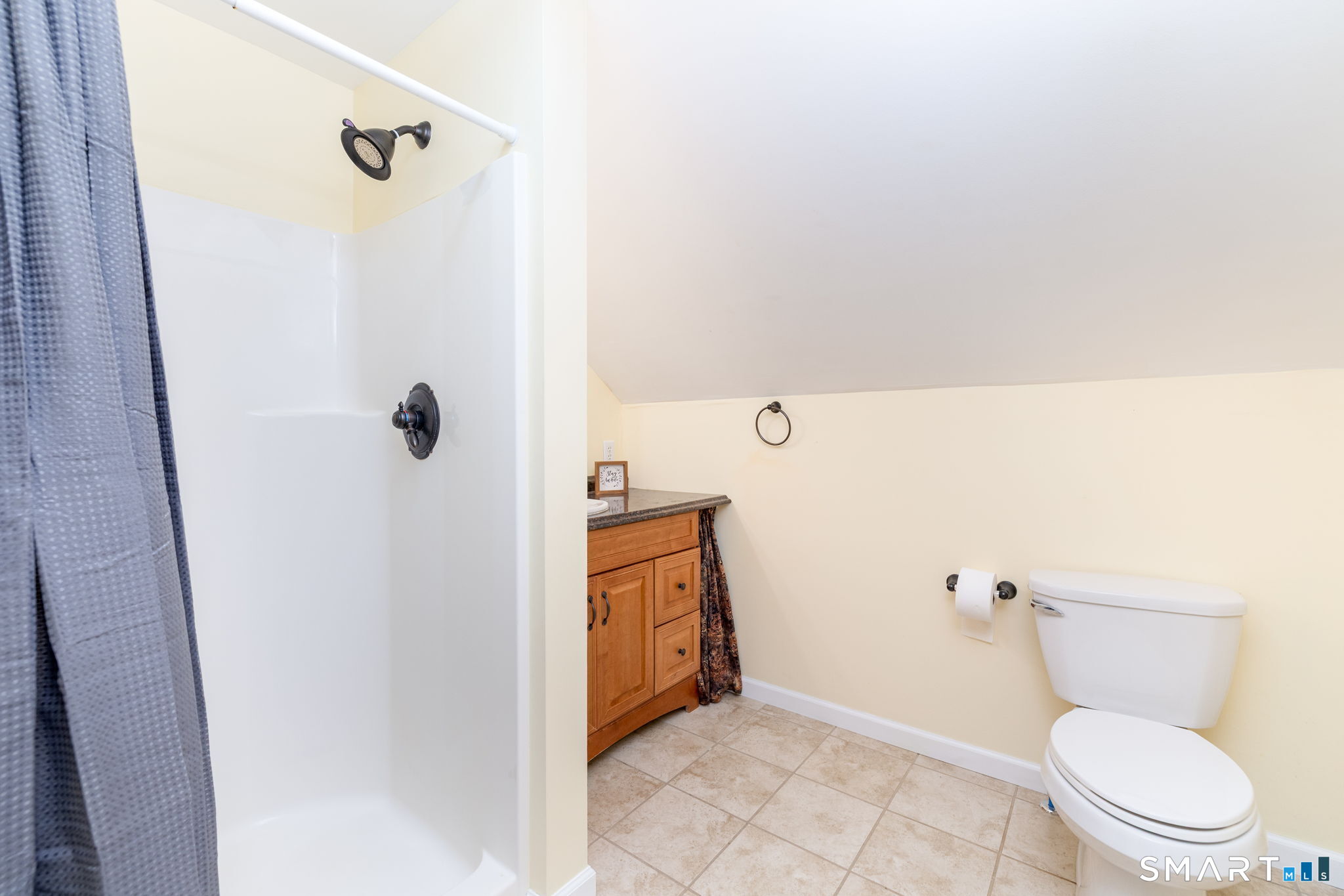 9 Oak Farm Drive, Colchester, CT 06415