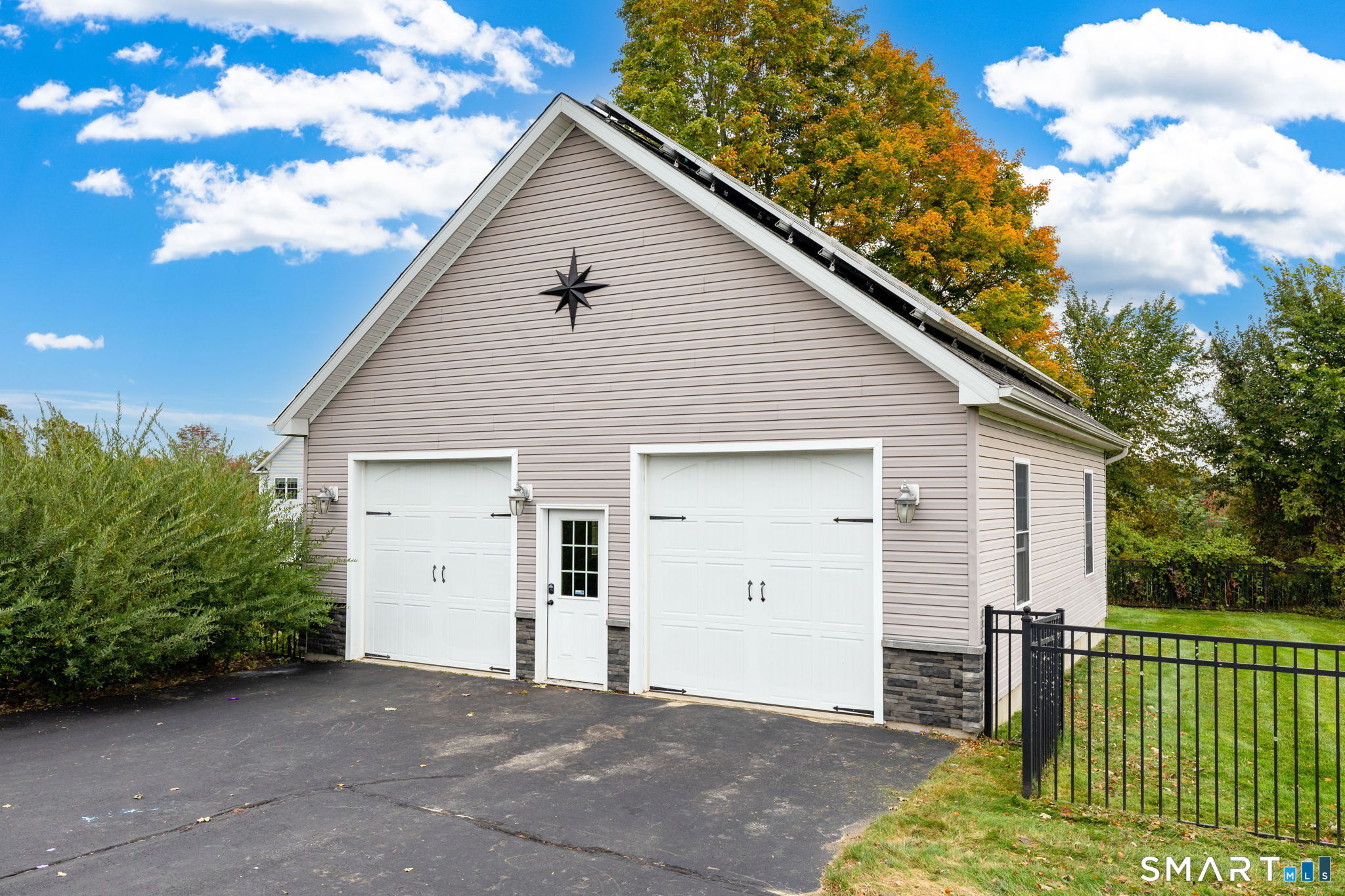 9 Oak Farm Drive, Colchester, CT 06415