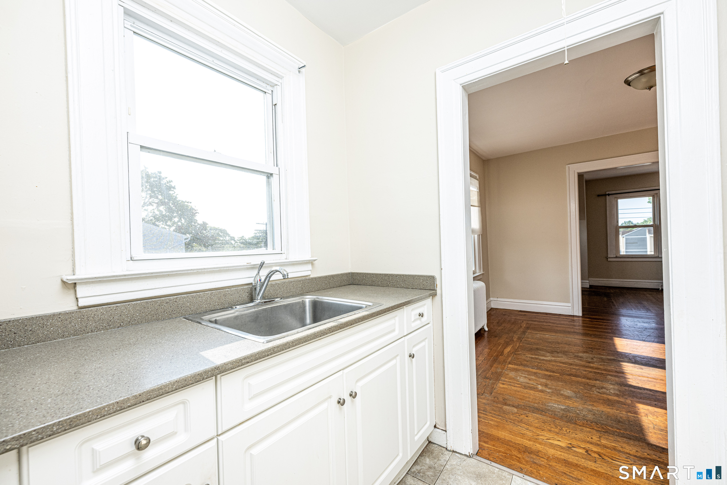 1003 Whalley Avenue Unit #3 photo 18