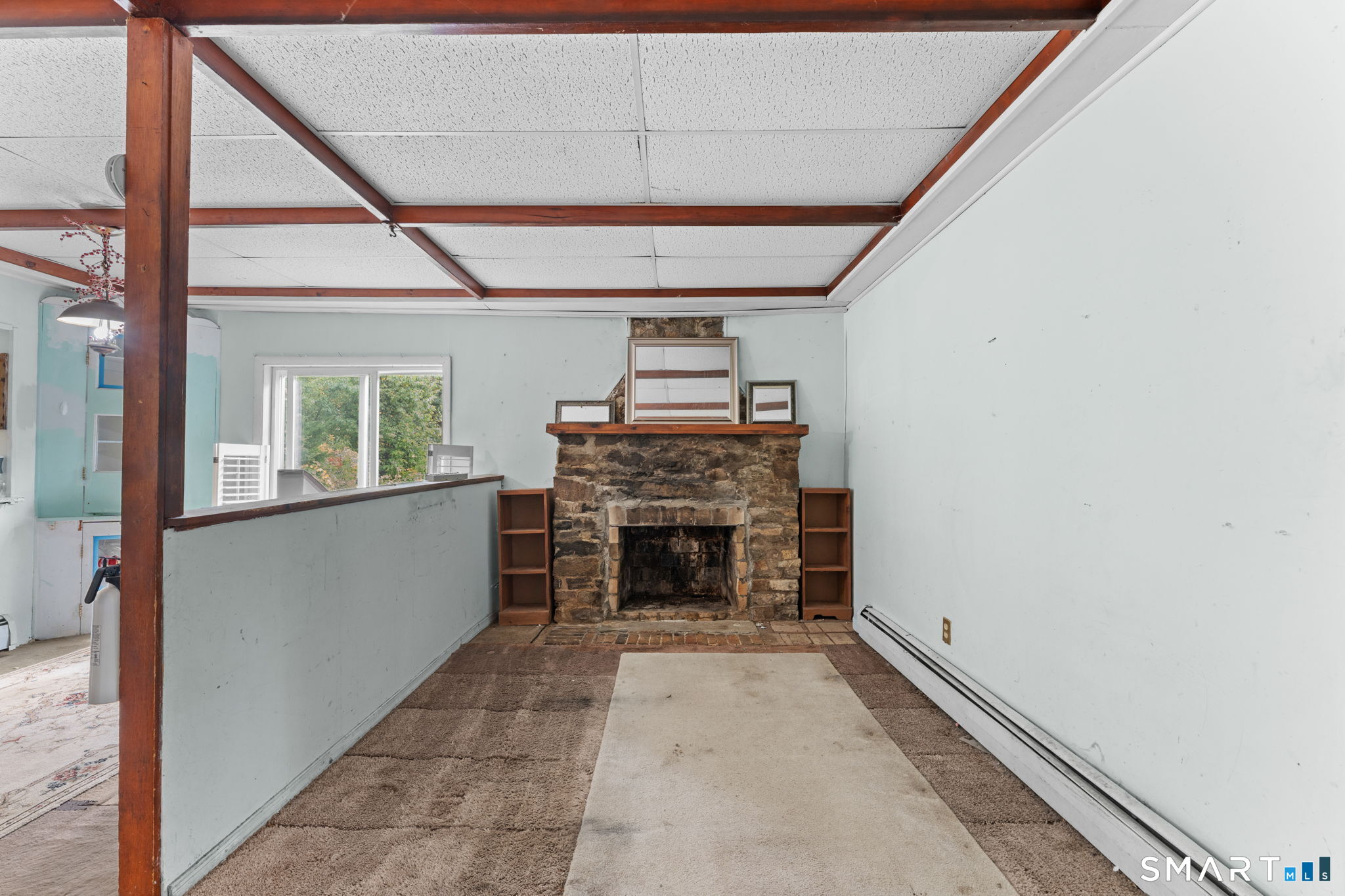 196 Lake Drive East, Oxoboxo Lake, Montville, CT 06370