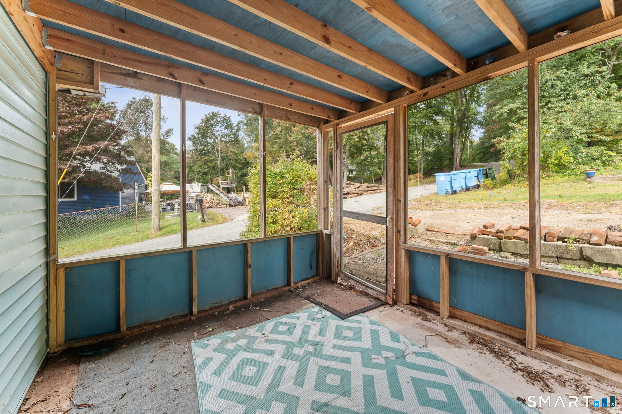 196 Lake Drive East, Oxoboxo Lake, Montville, CT 06370