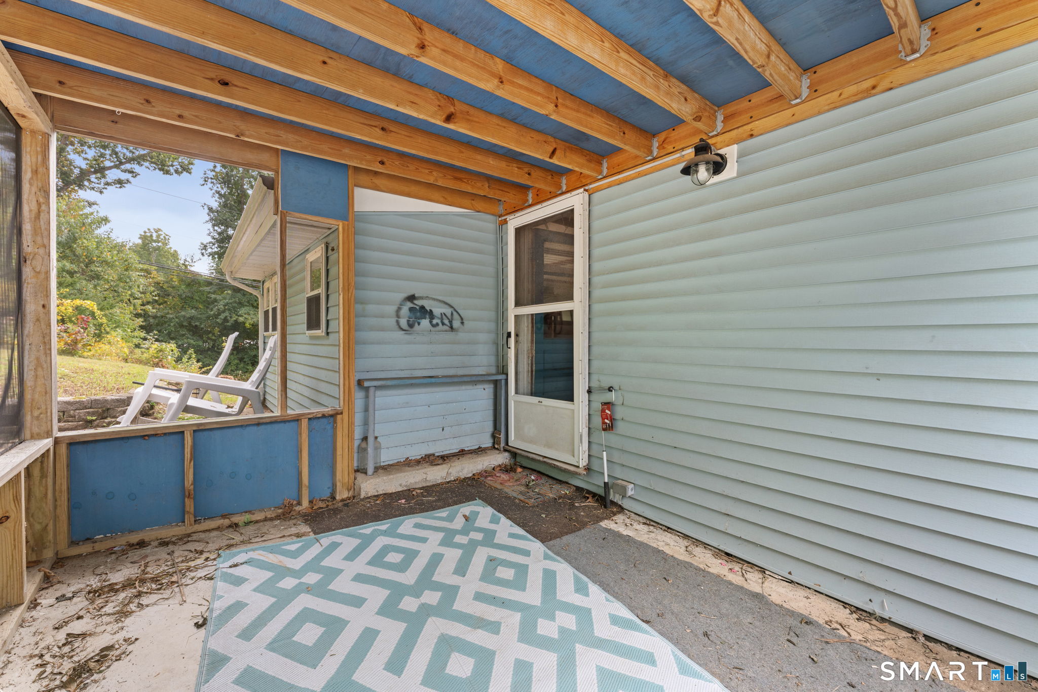 196 Lake Drive East, Oxoboxo Lake, Montville, CT 06370