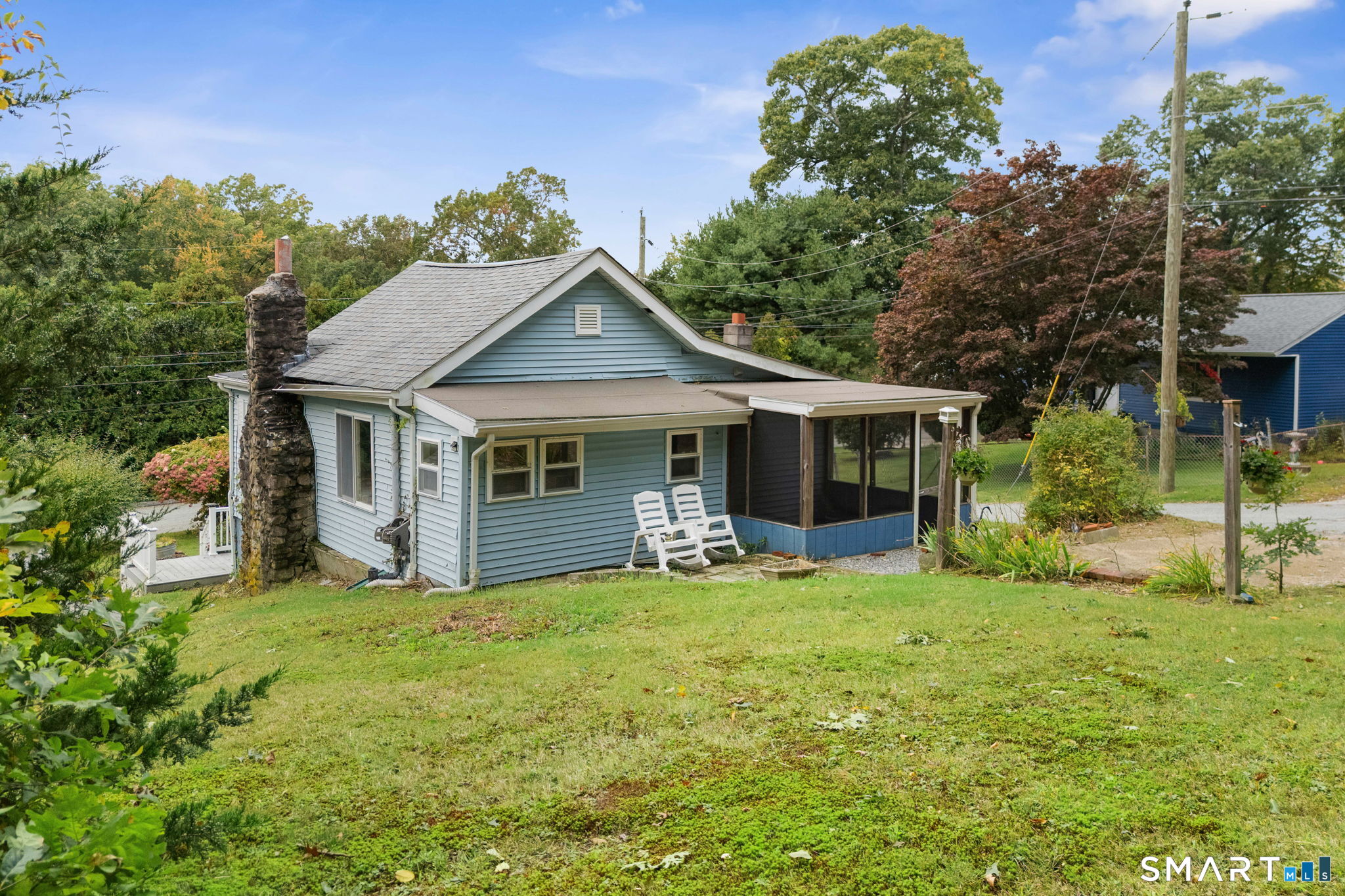 196 Lake Drive East, Oxoboxo Lake, Montville, CT 06370