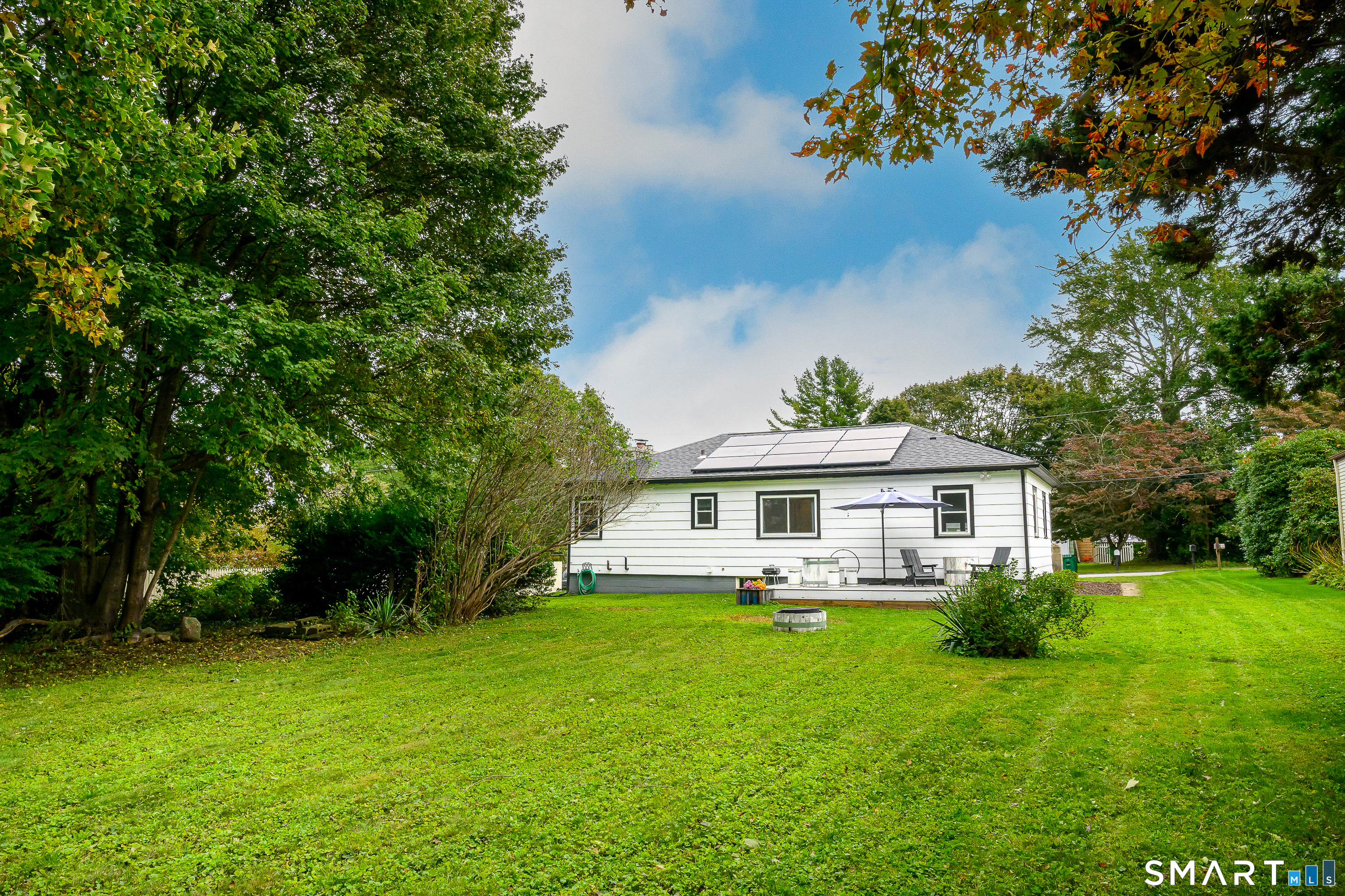 3 Pepperidge Drive, Quaker Hill, Waterford, CT 06375