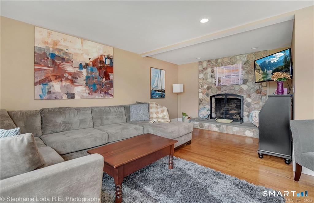 173 Captains Drive, Pilot's Point, Westbrook, CT 06498
