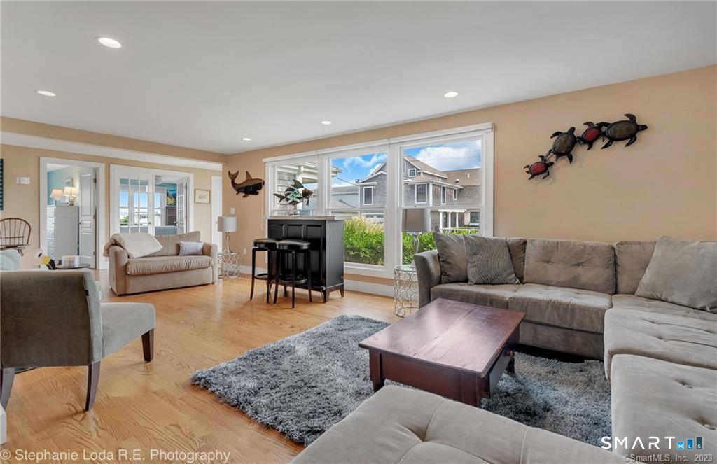 173 Captains Drive, Pilot's Point, Westbrook, CT 06498
