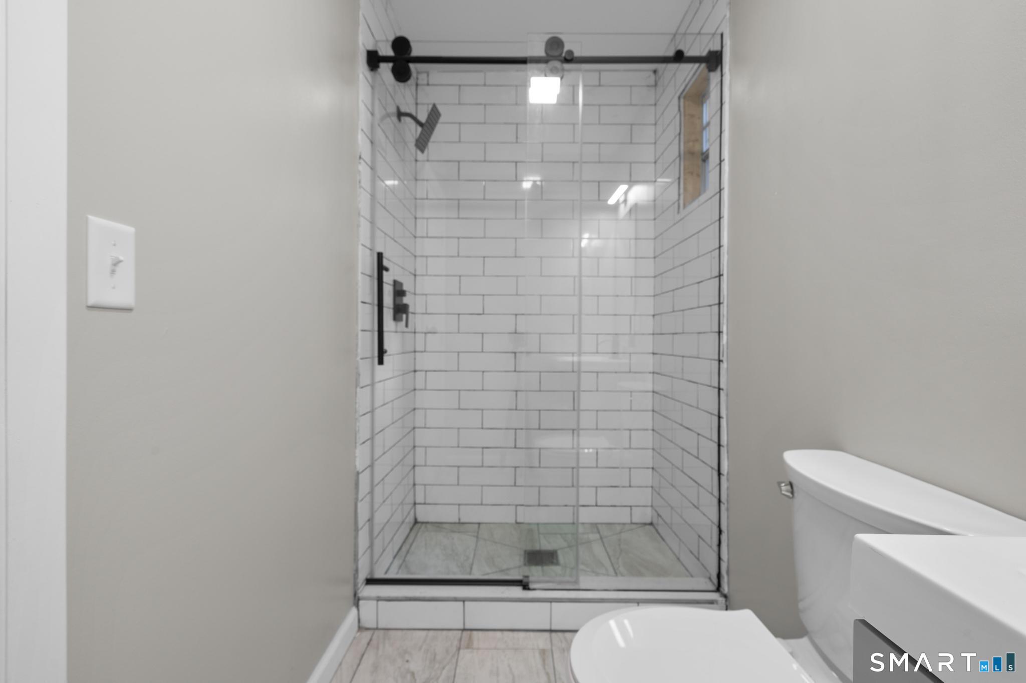140 Grand Street, #3C, Downtown, Waterbury, CT 06702