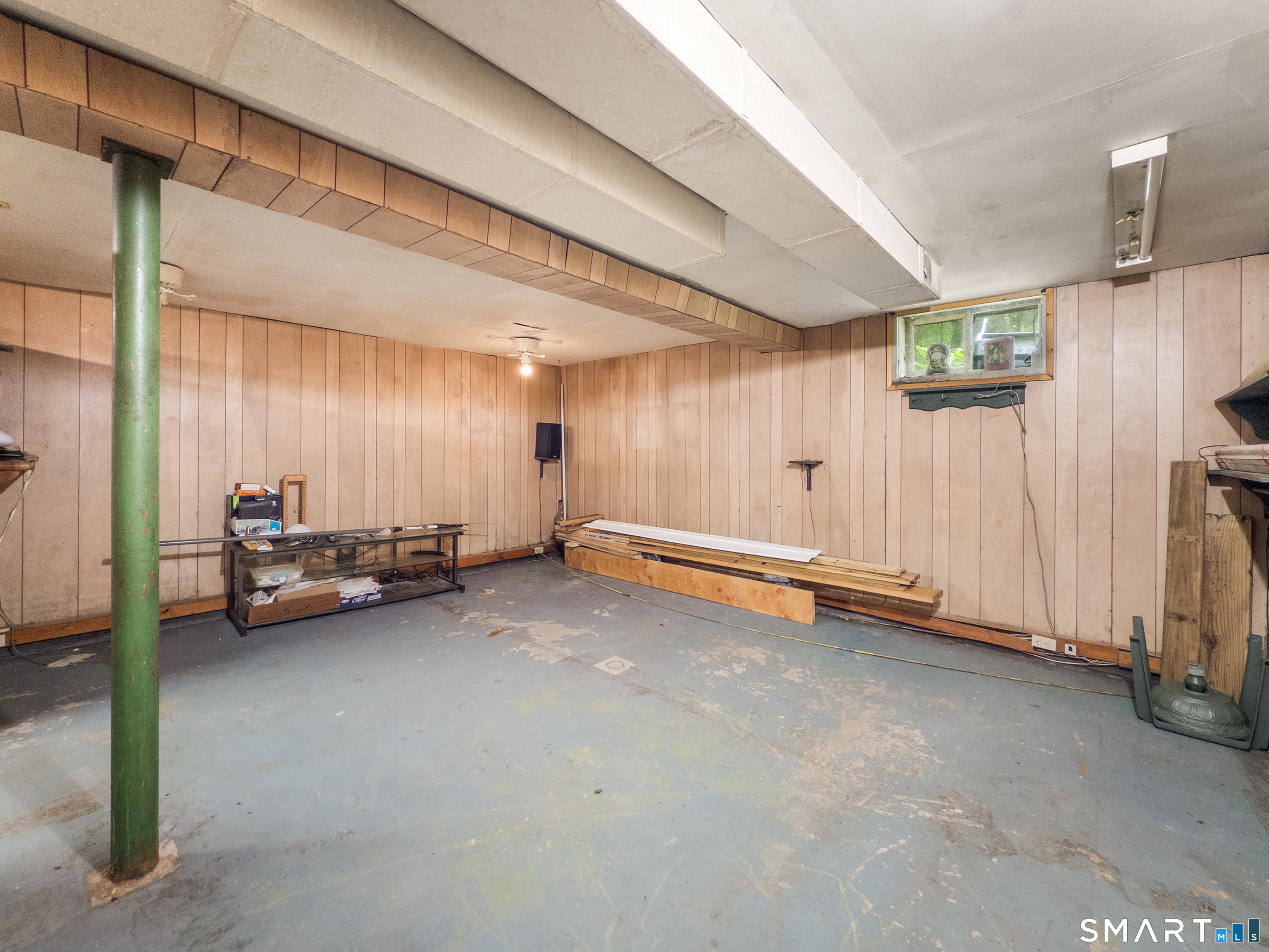 889 Benham Street photo 22