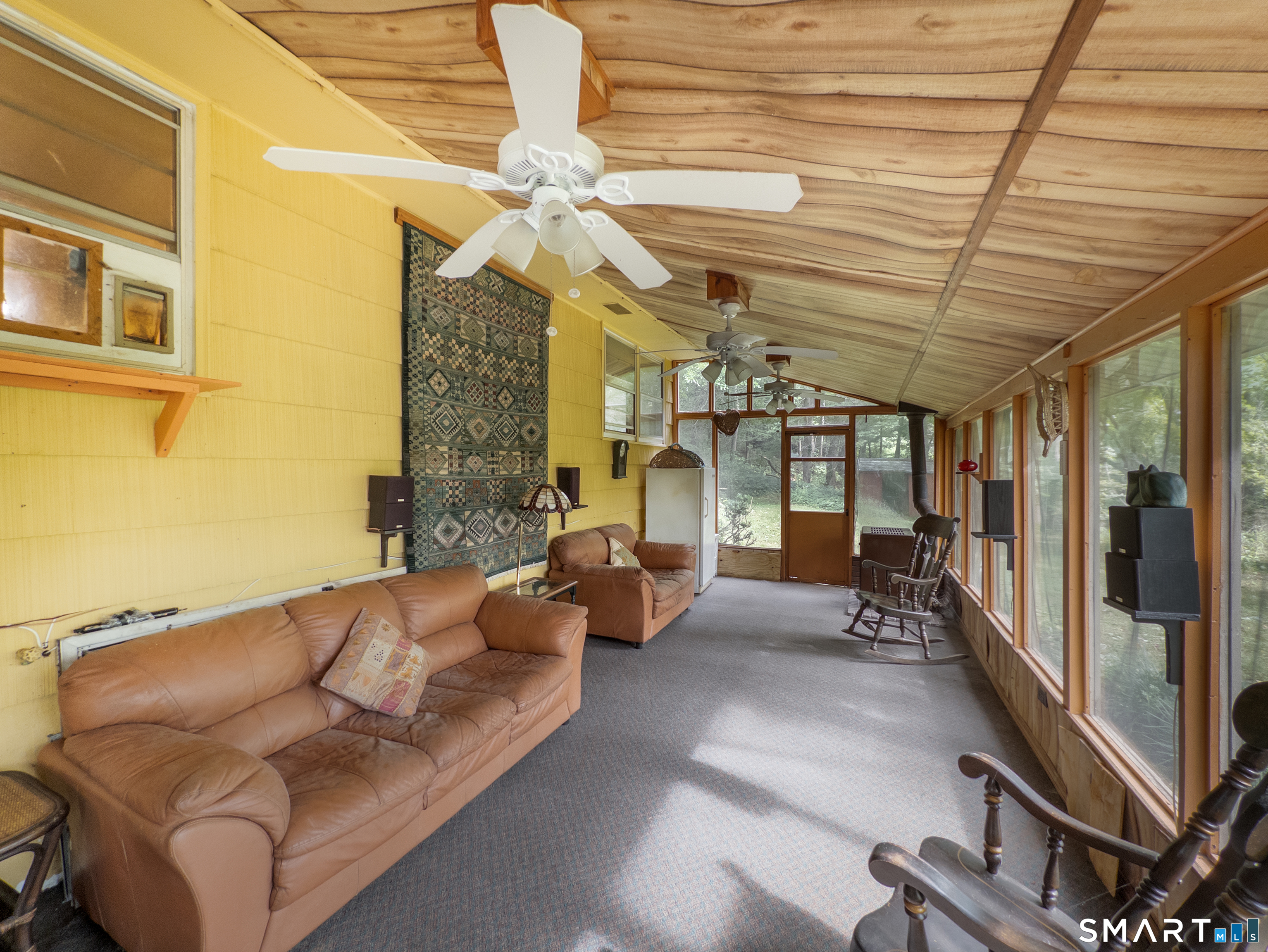 889 Benham Street photo 11