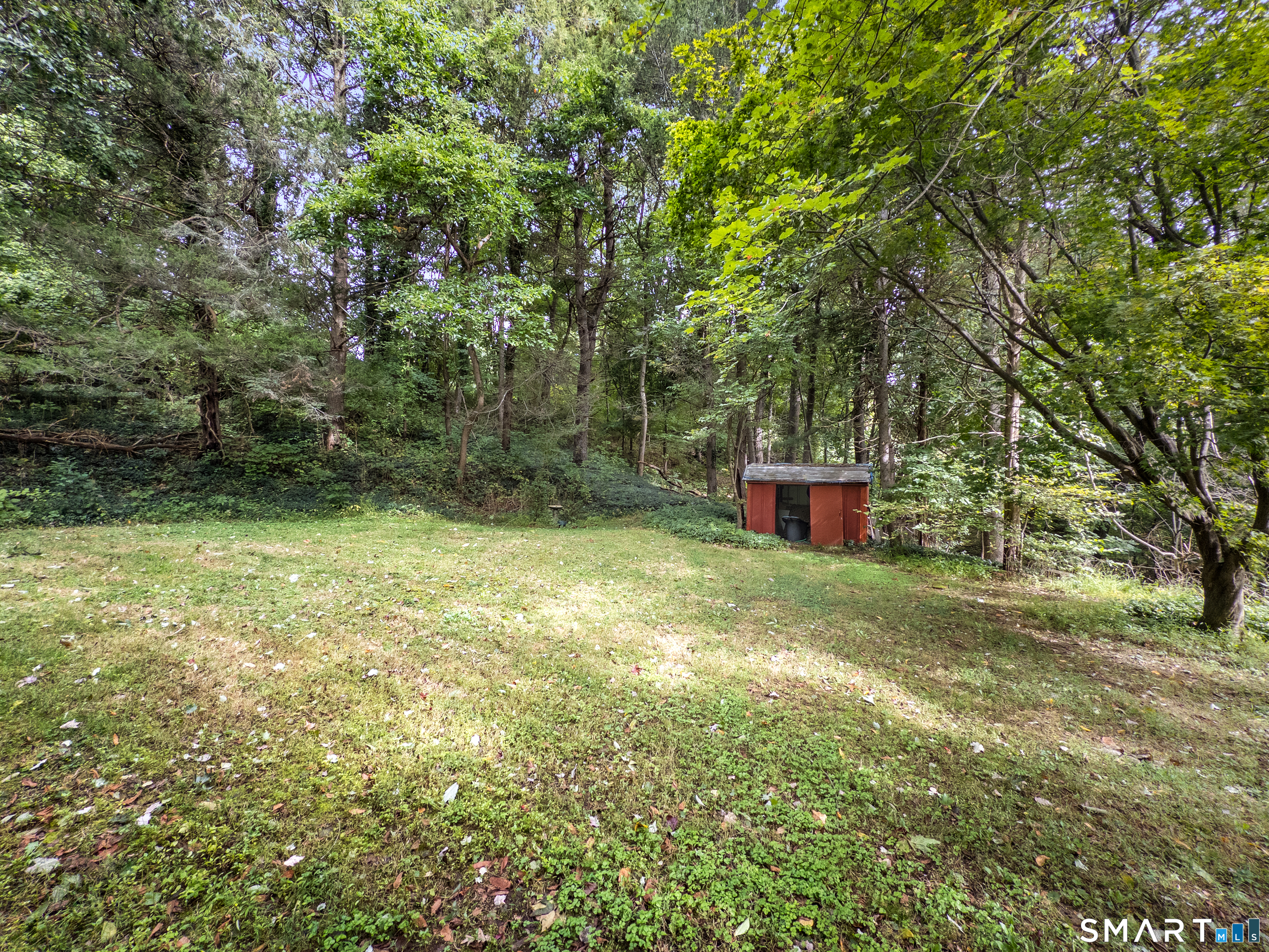 889 Benham Street photo 24
