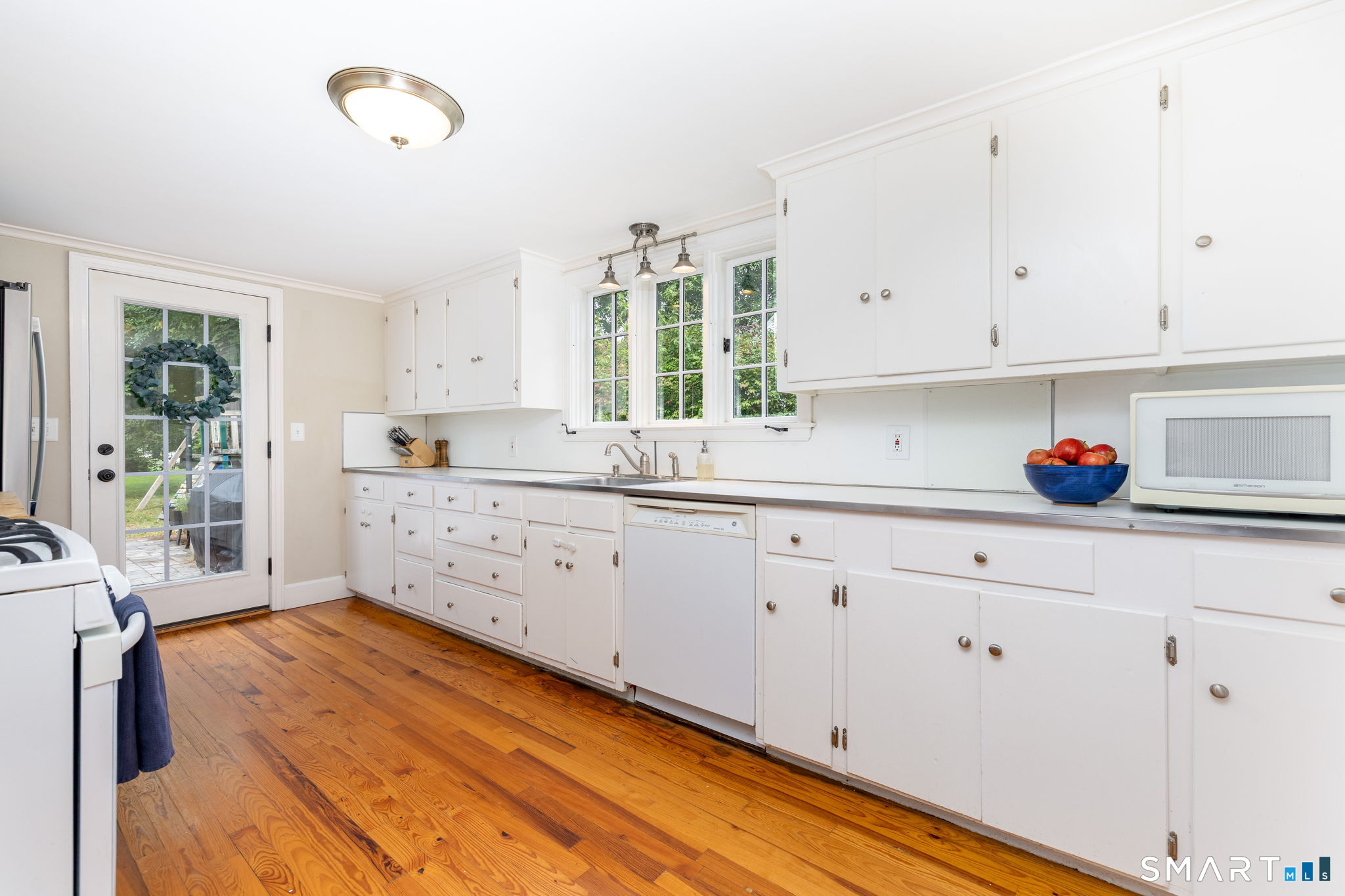 19 Westway photo 14