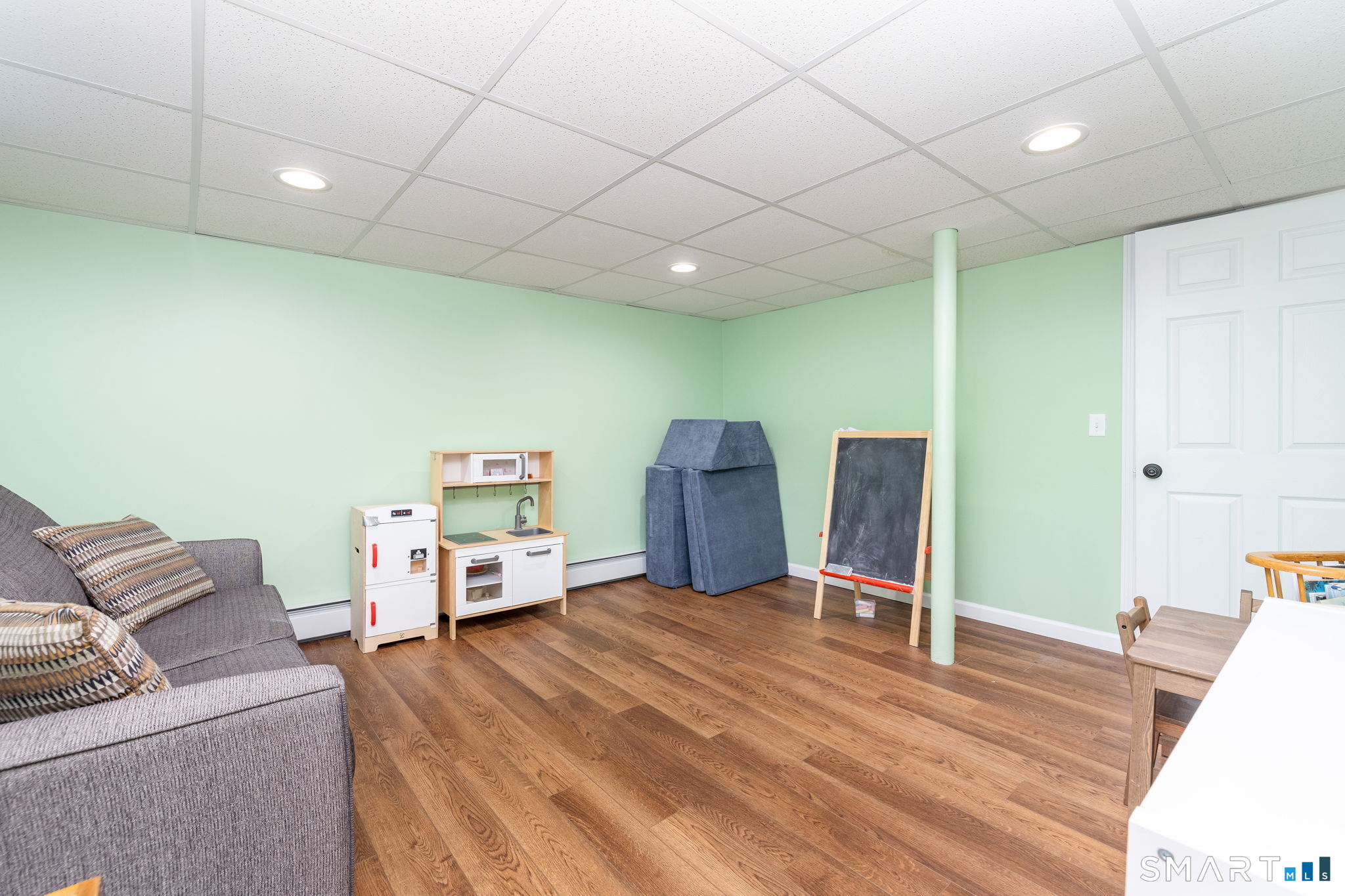 19 Westway photo 26
