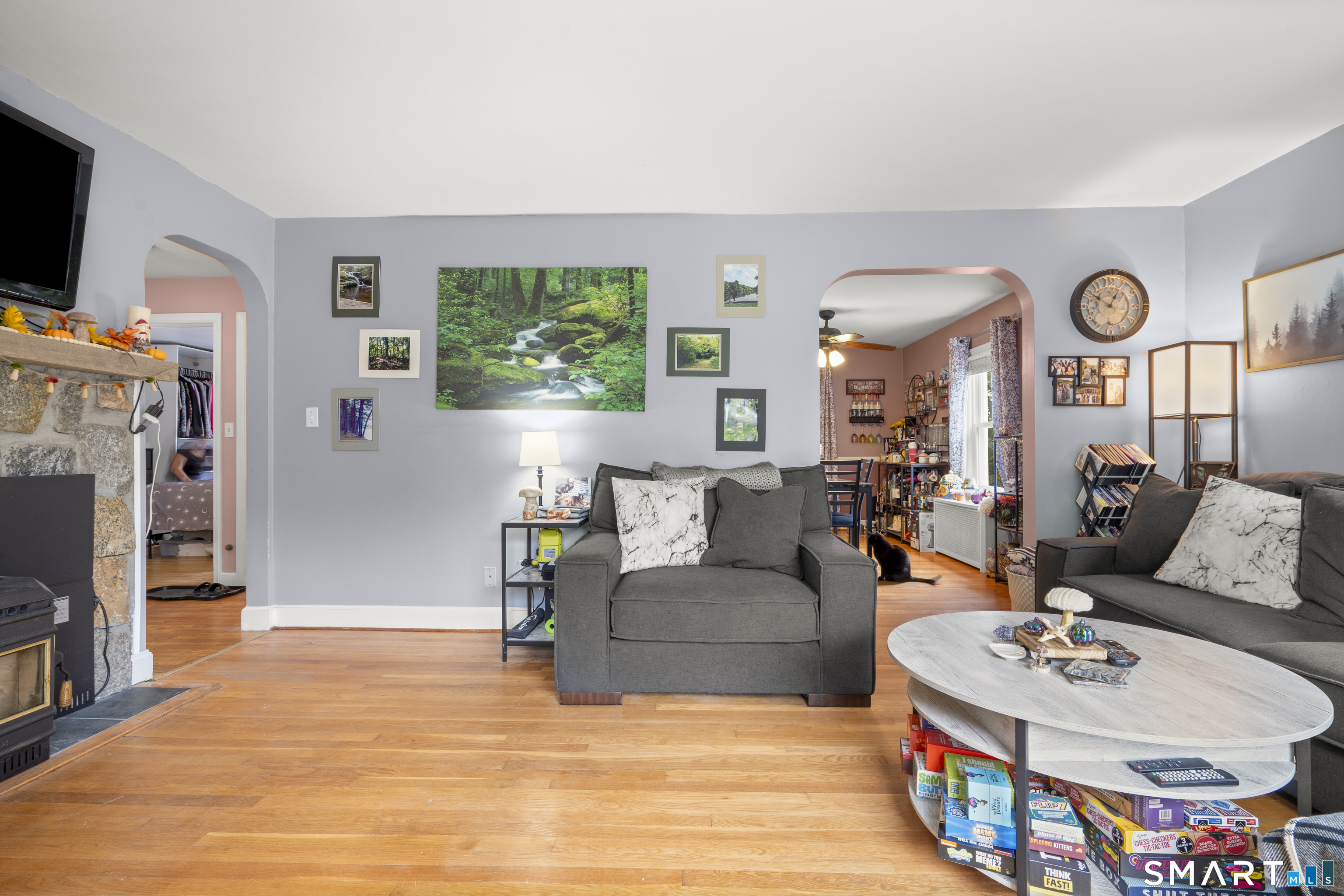 Photo 3 of Single family home for sale at 185 Columbus Ave, Meriden, CT 06451 | MLS# 24210282 | Listing updated on 2026-10-07