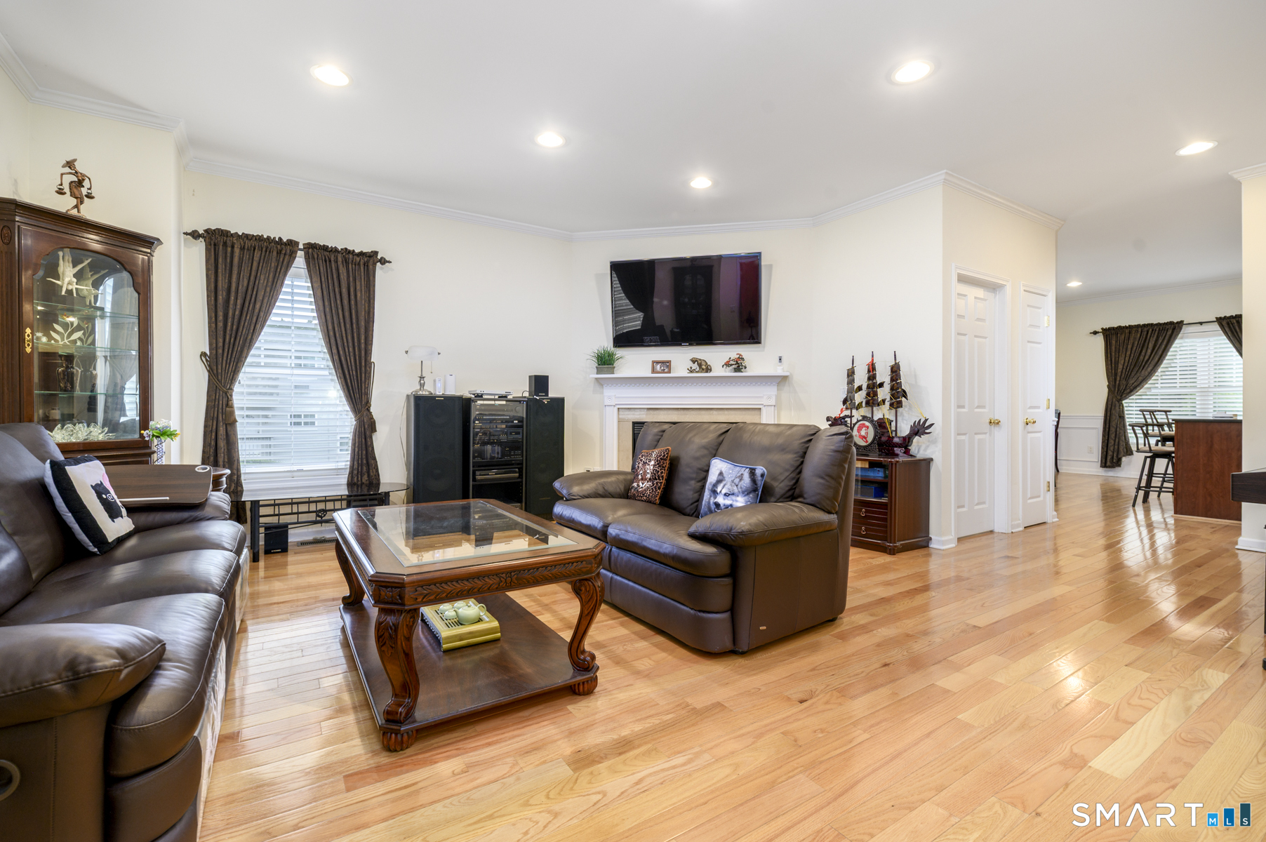 Photo 3 of Townhouse for sale at 109 Park Ave #6, Danbury, CT 06810 | MLS# 24210952 | Listing updated on 2026-10-07