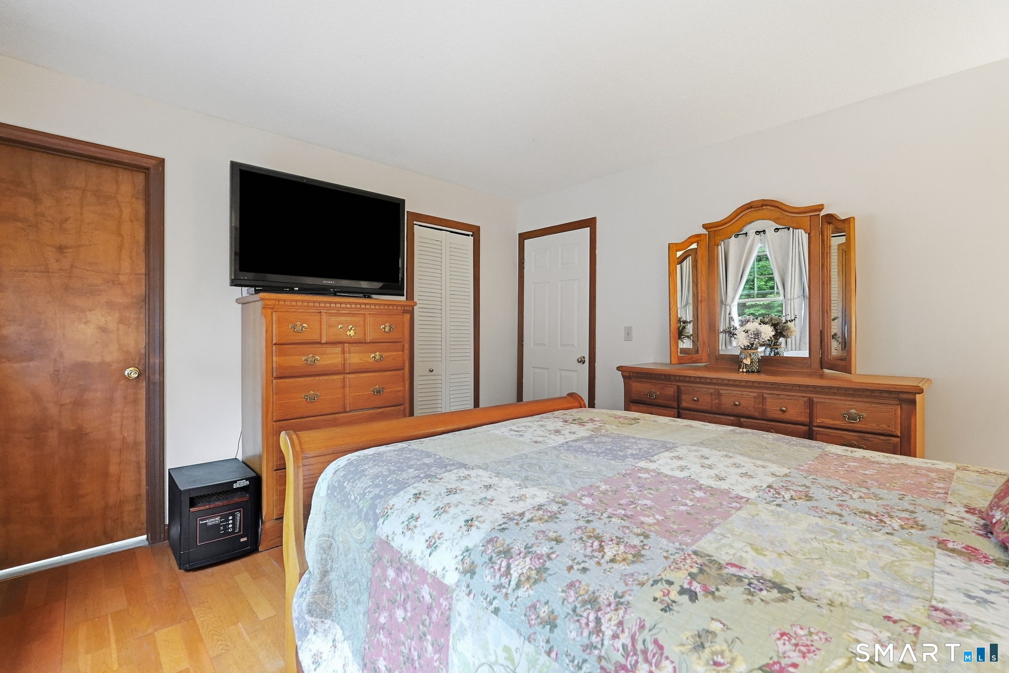 218 Brainard Road photo 32