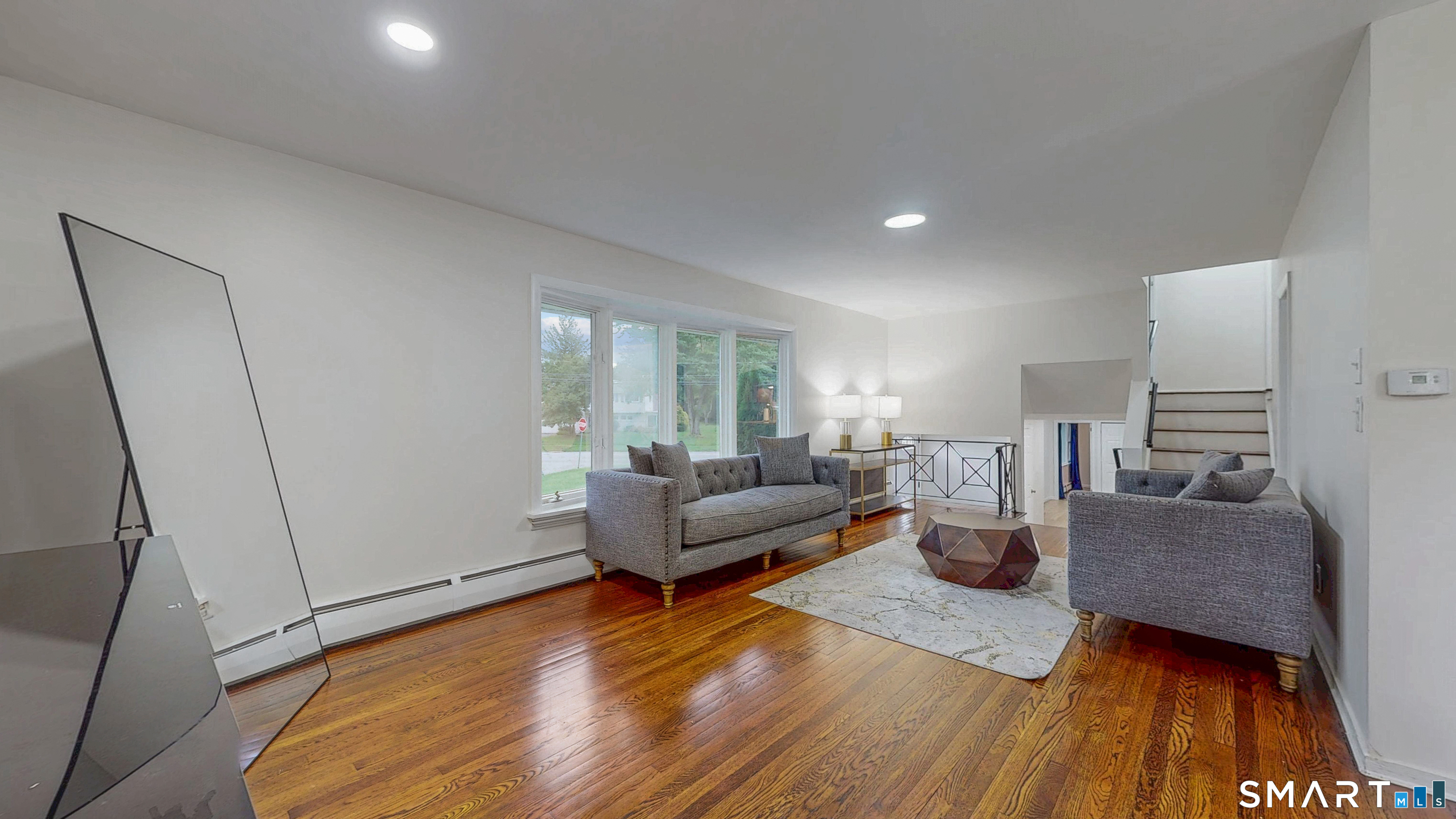 88 Wintonbury Avenue photo 14