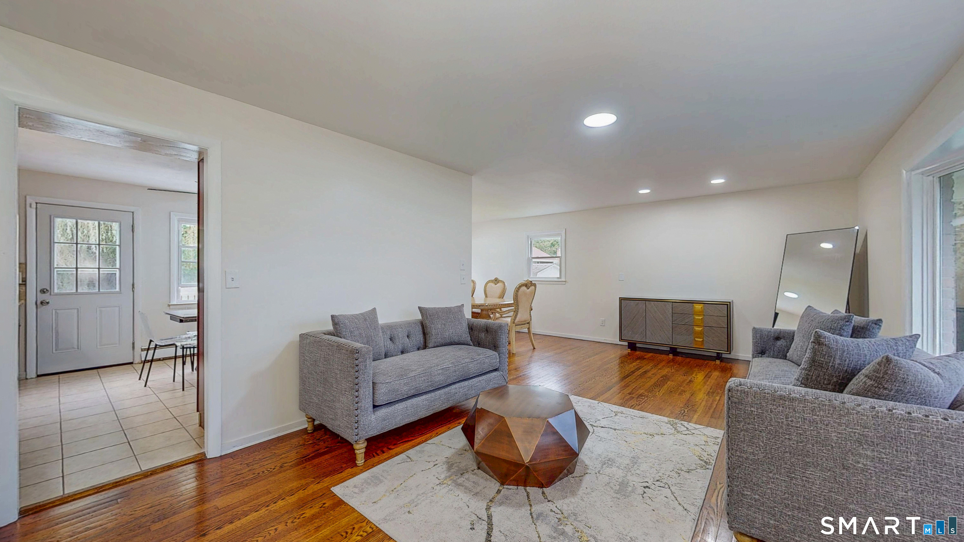 88 Wintonbury Avenue photo 15