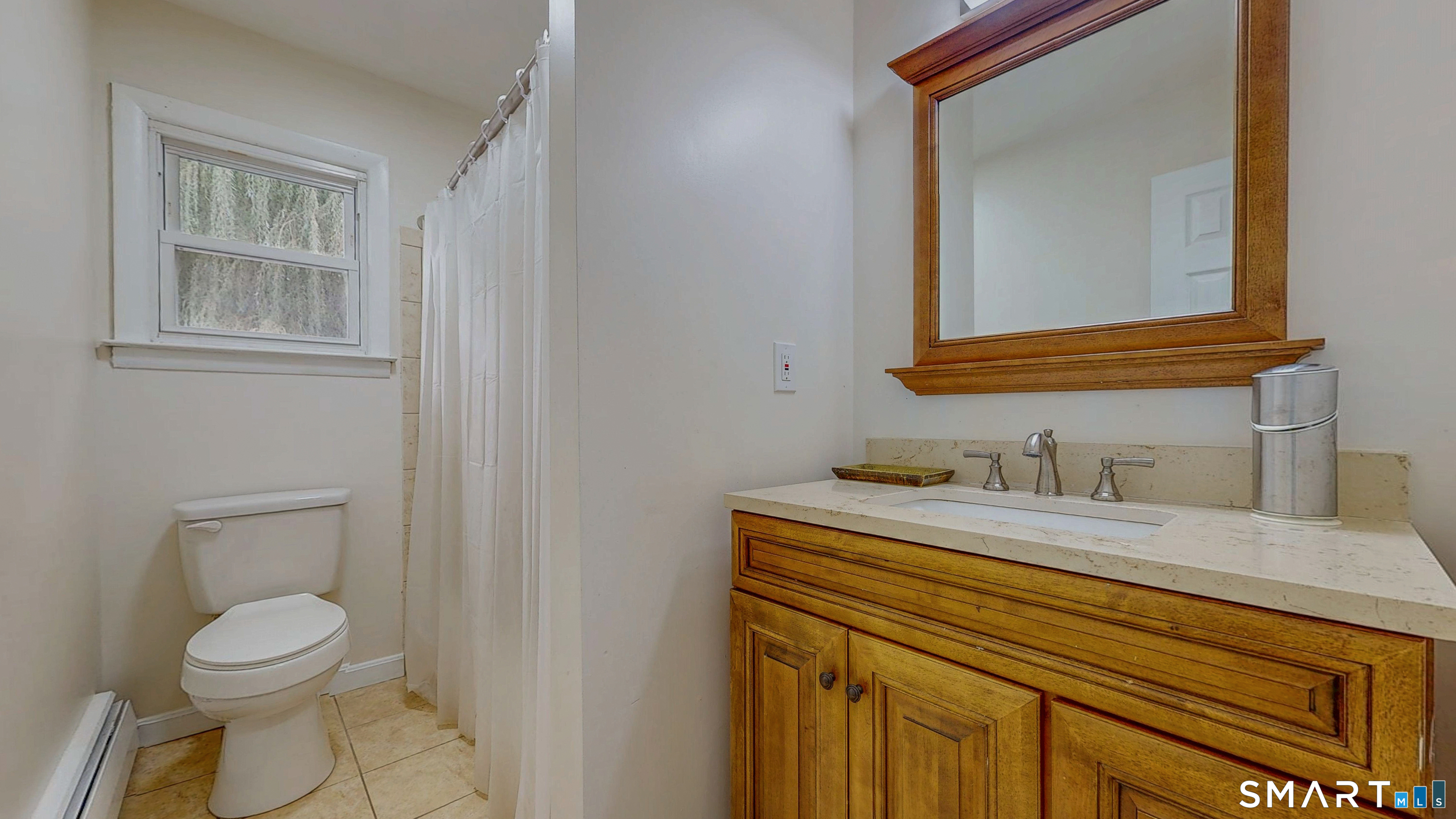 88 Wintonbury Avenue photo 16