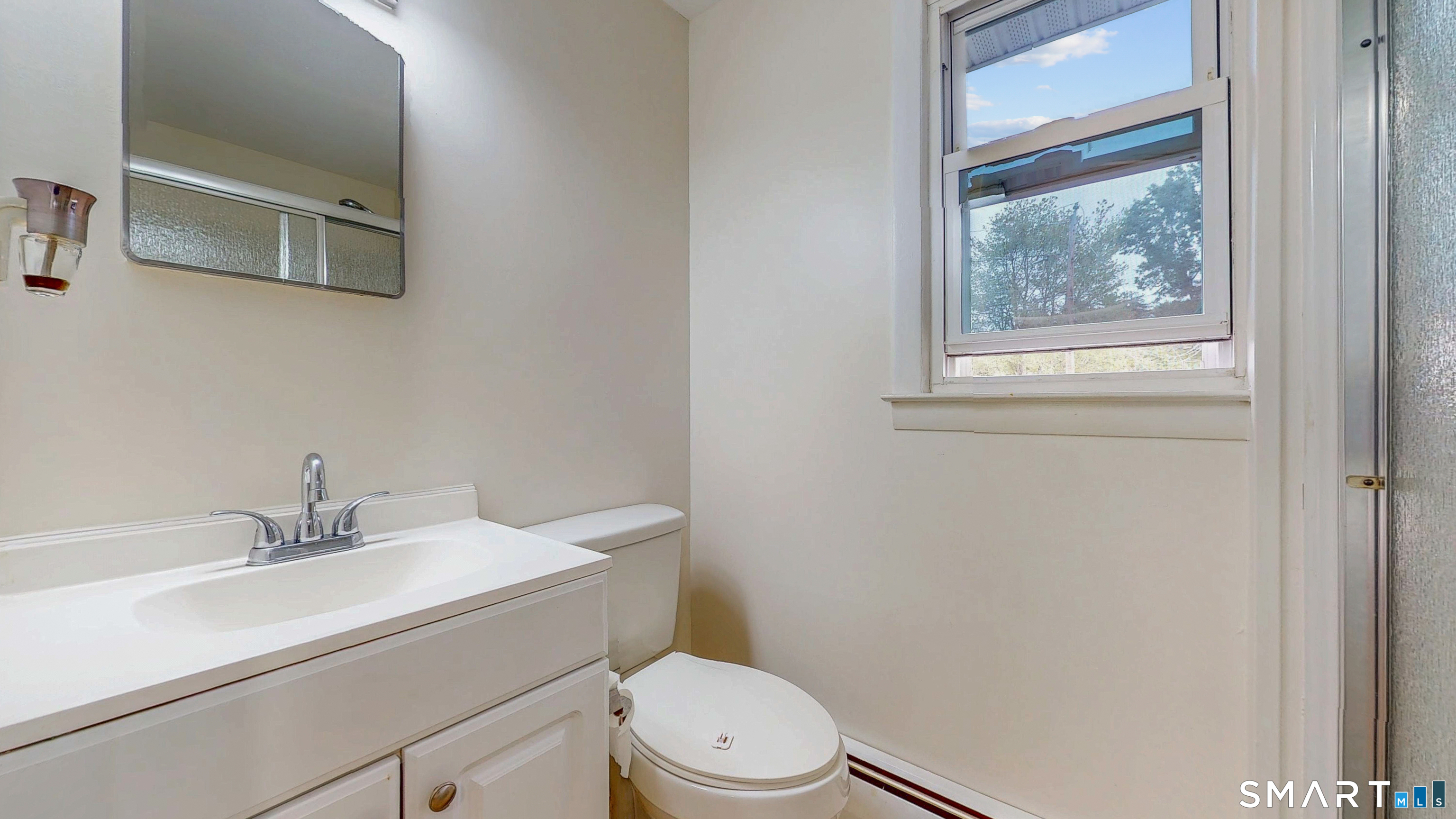 88 Wintonbury Avenue photo 26