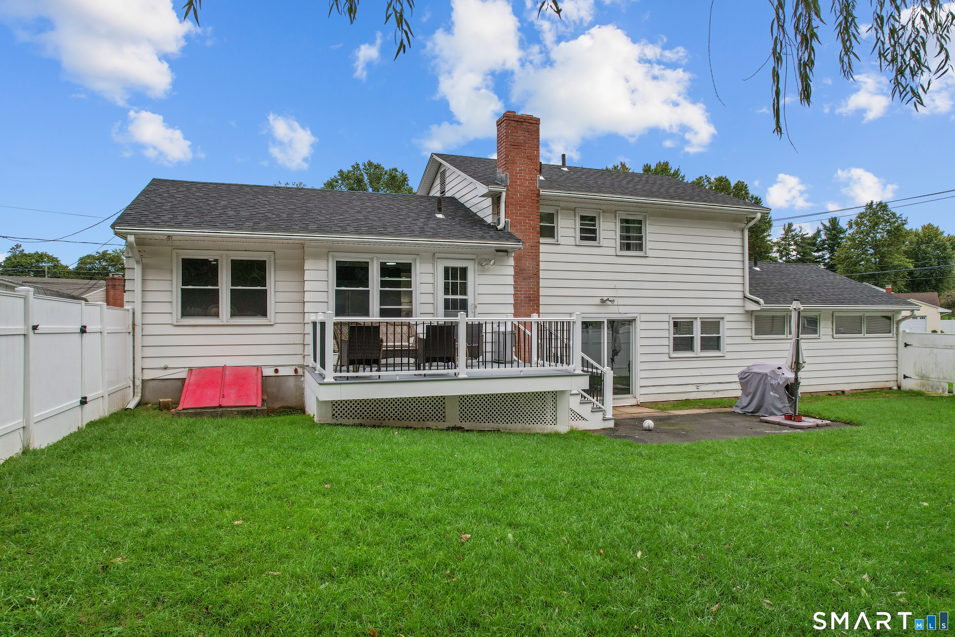 88 Wintonbury Avenue photo 34