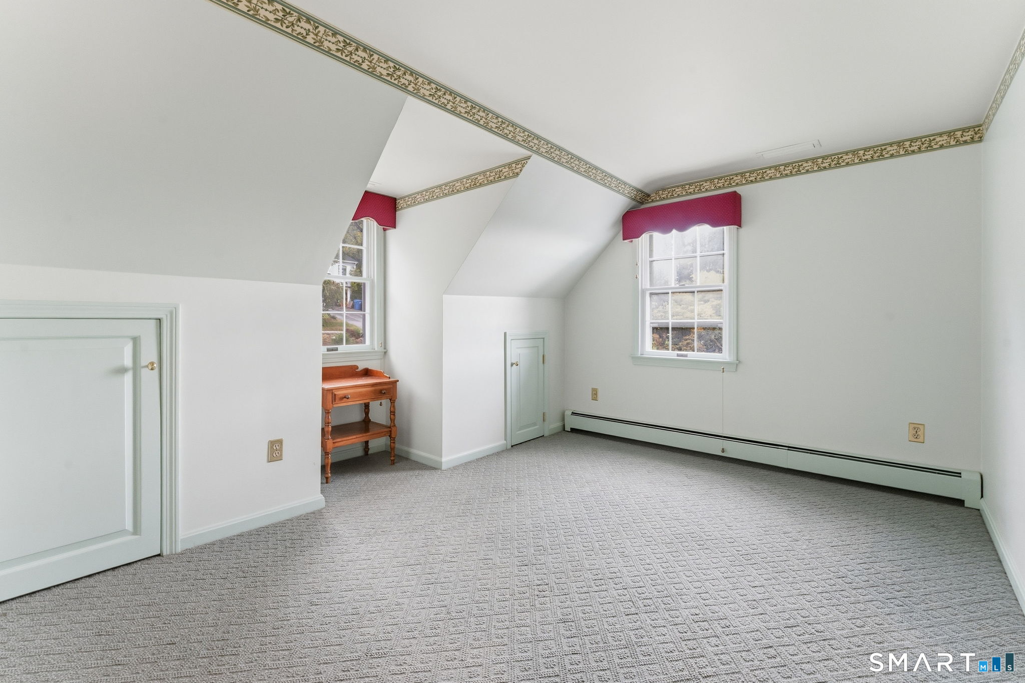 87 Phoenix Drive, Groton, CT 06340