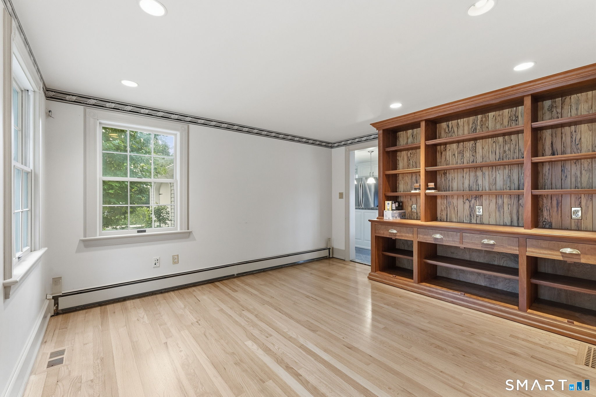 87 Phoenix Drive, Groton, CT 06340