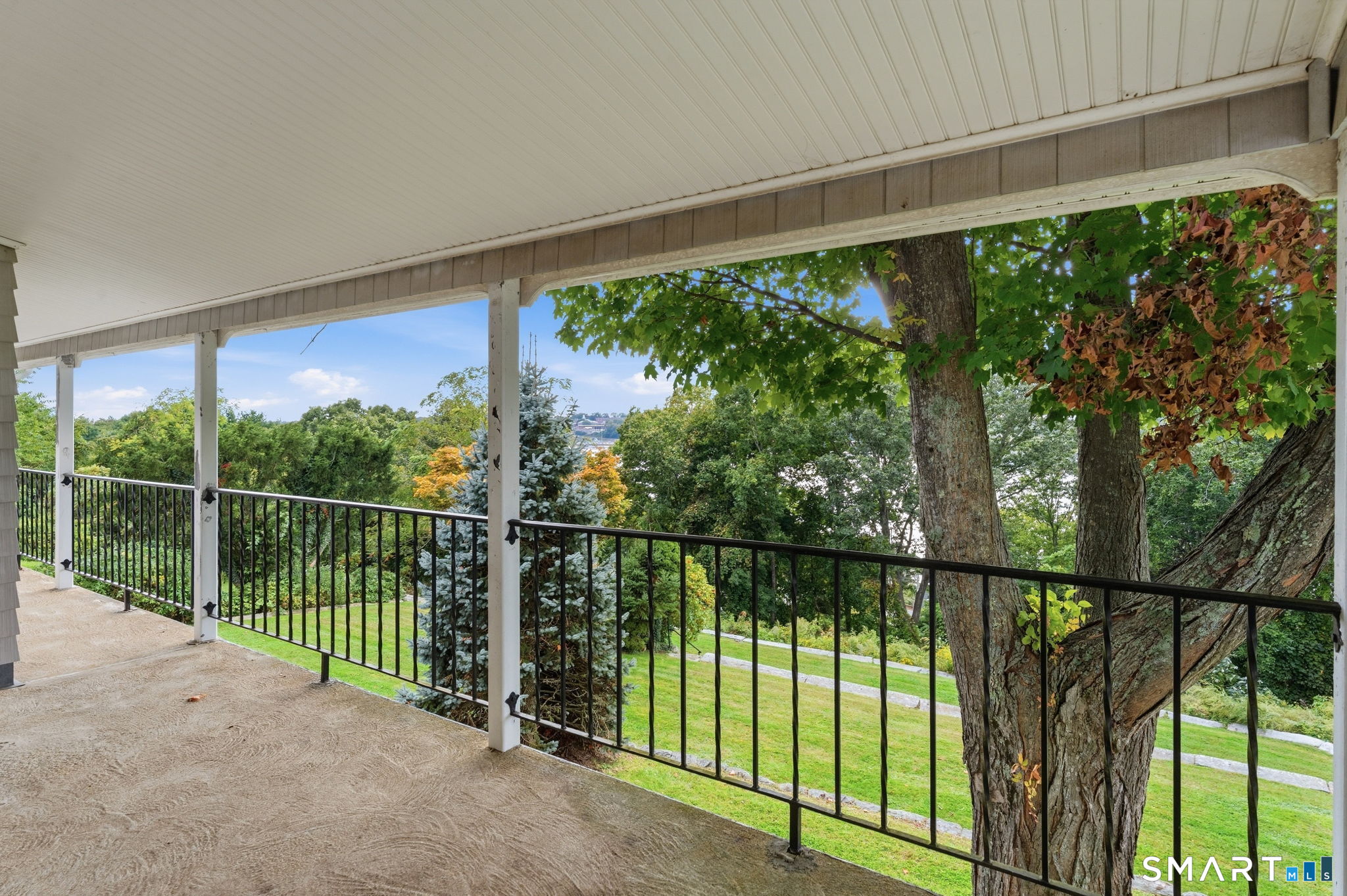 87 Phoenix Drive, Groton, CT 06340